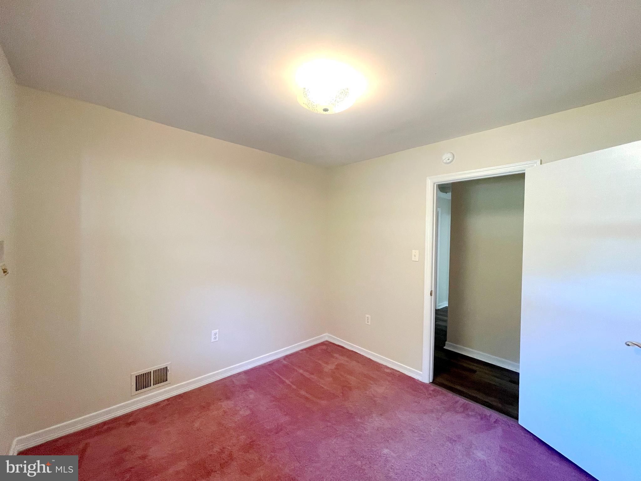 SHORES OF CALVERT - Residential Lease