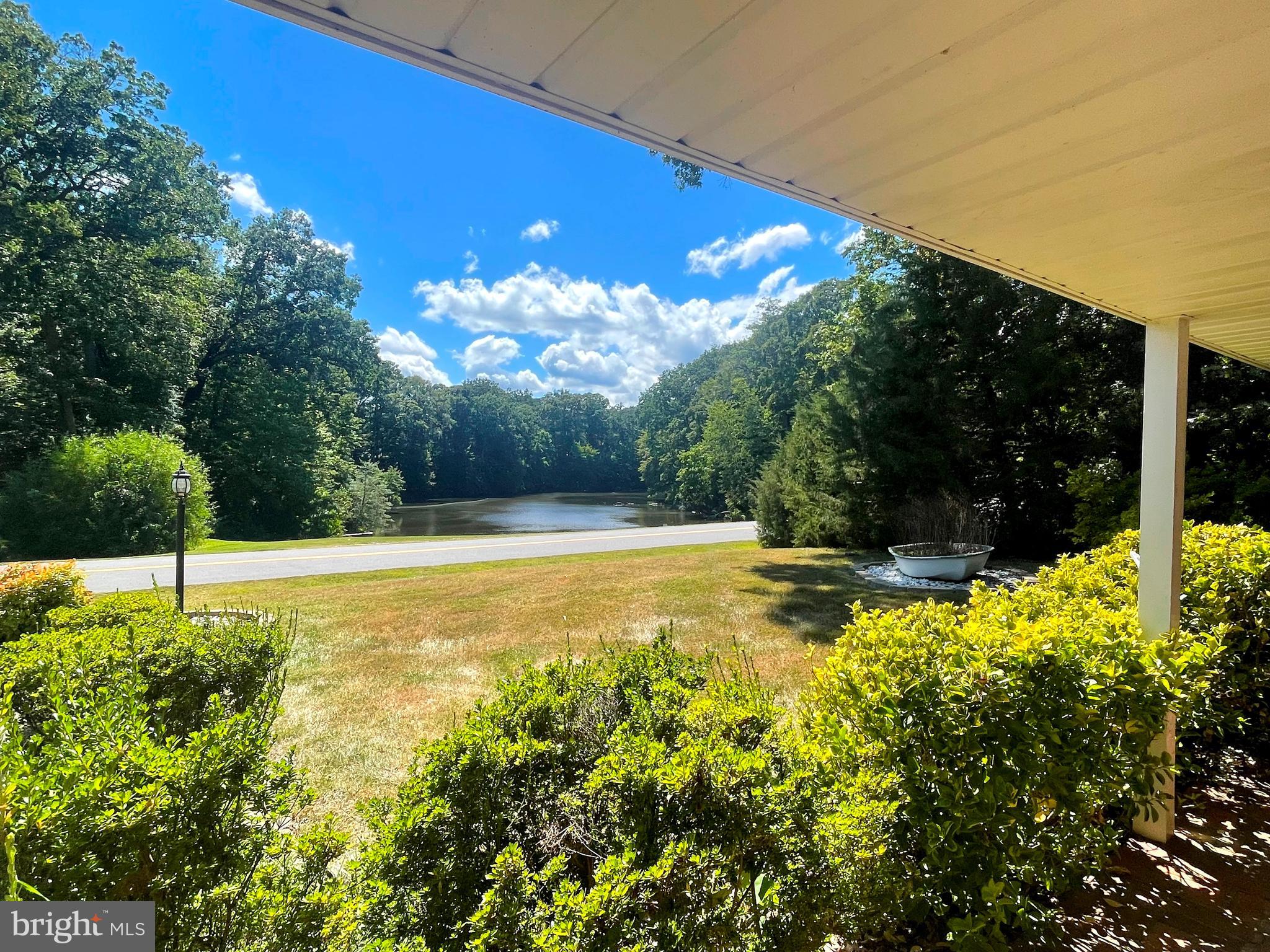 SHORES OF CALVERT - Residential Lease