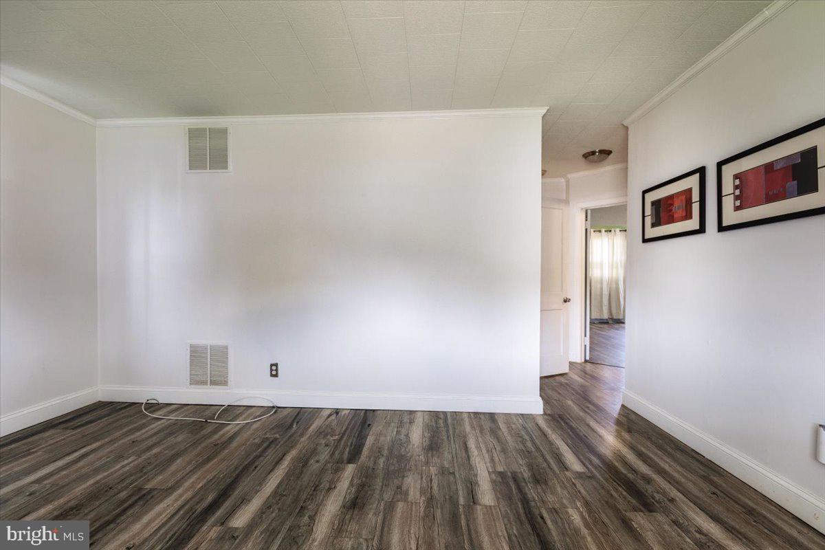 MARLYN MANOR - Residential