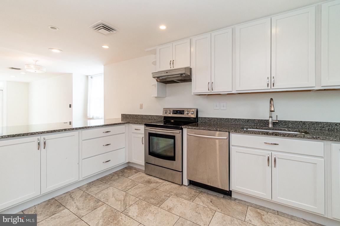 HAVERFORD - Residential Lease