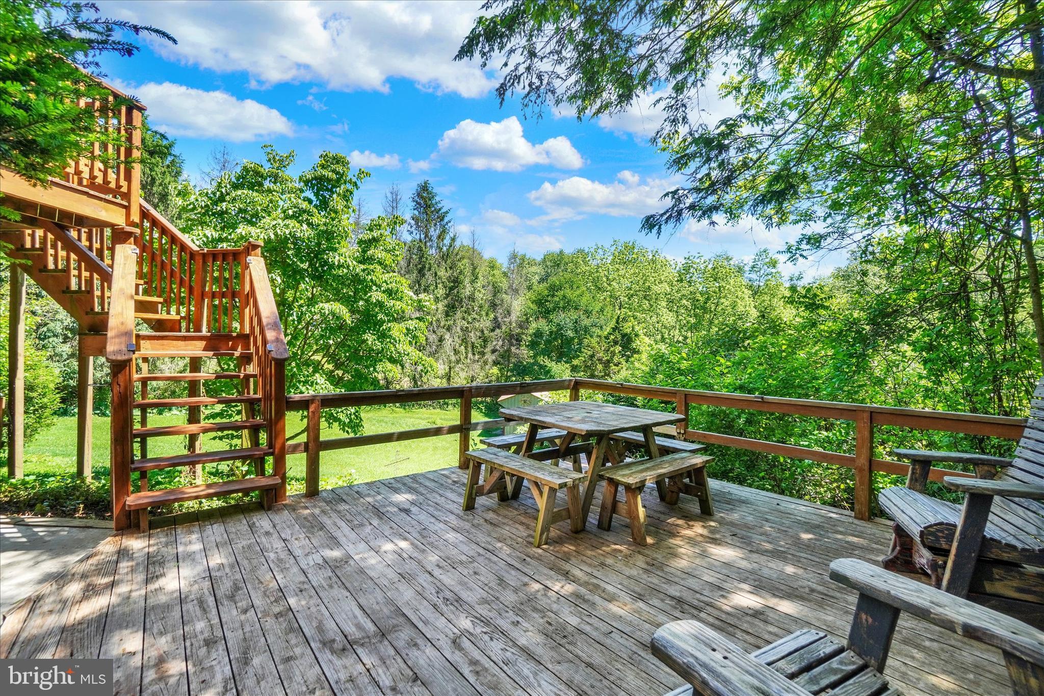 ARLINGTON PARK - Residential