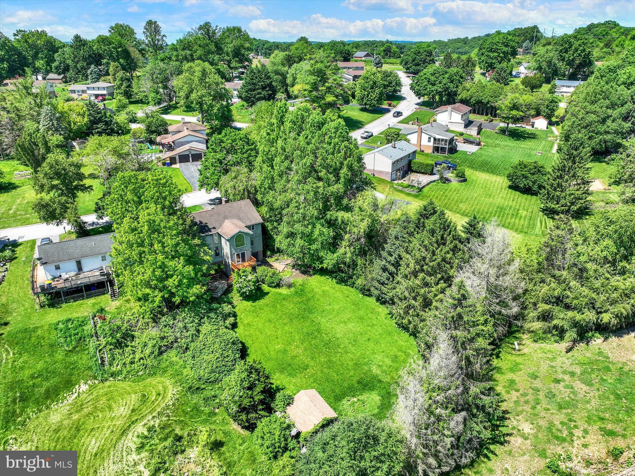 ARLINGTON PARK - Residential