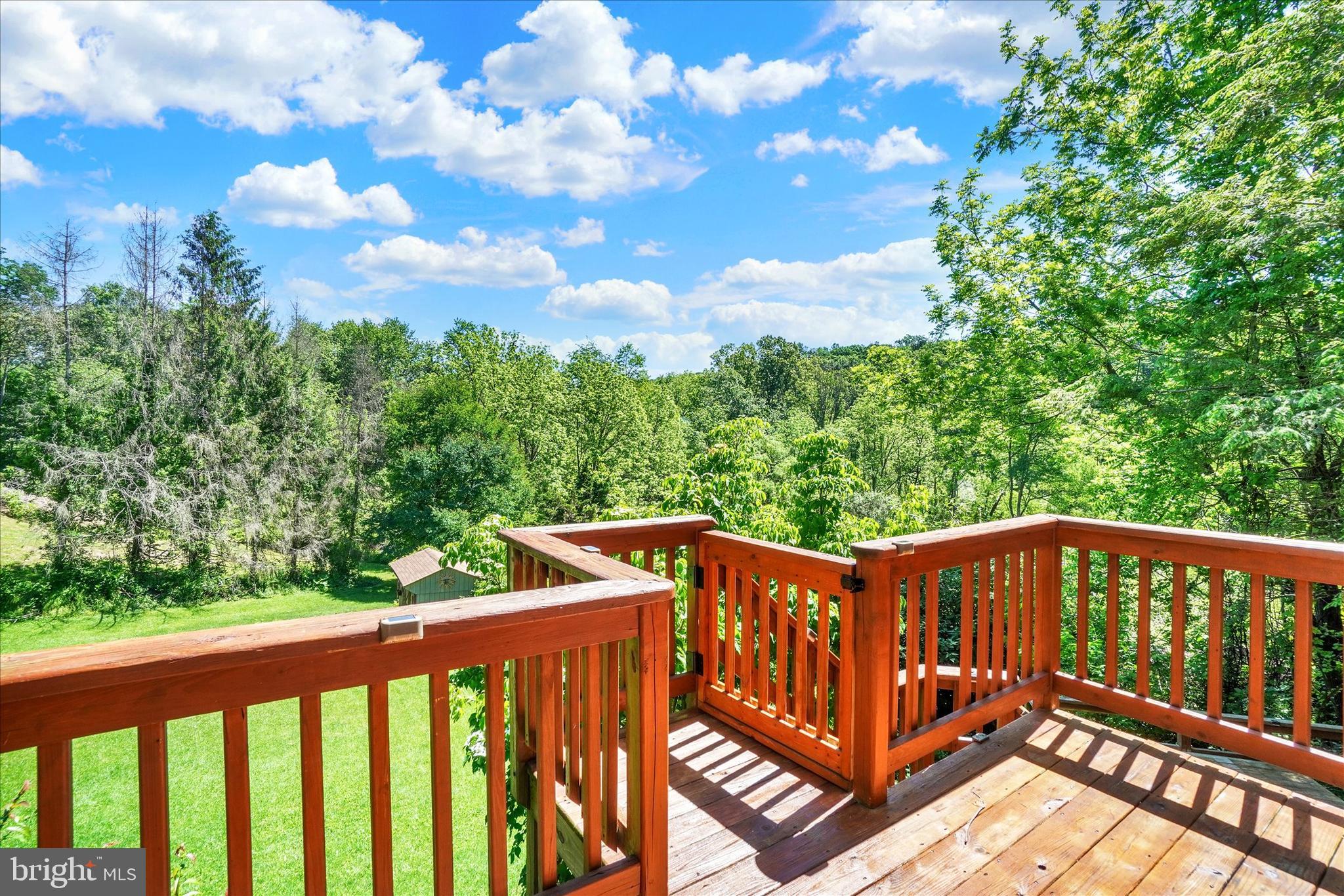 ARLINGTON PARK - Residential