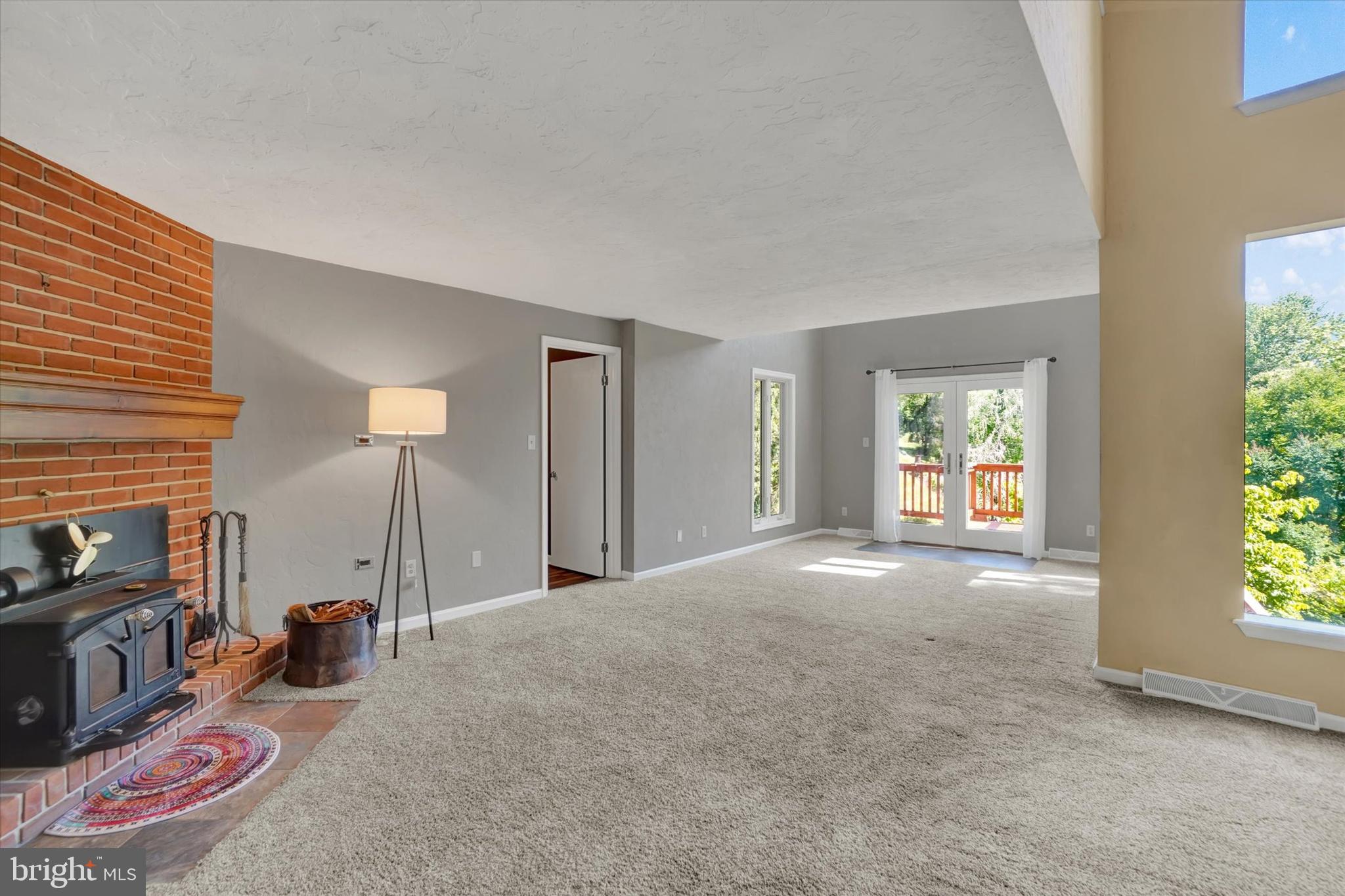 ARLINGTON PARK - Residential