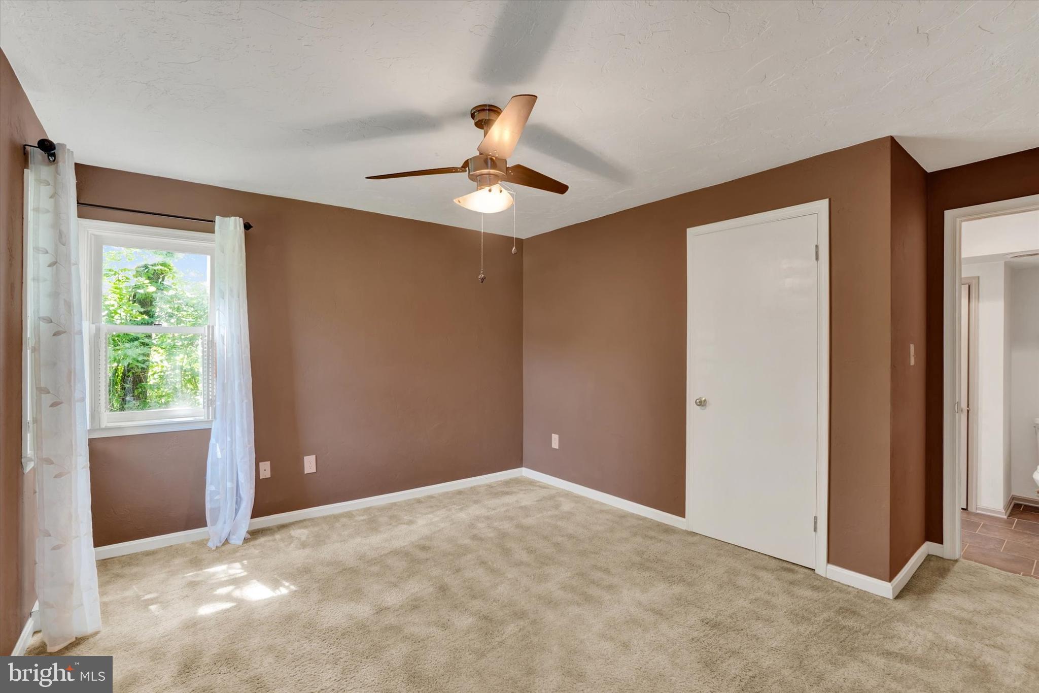 ARLINGTON PARK - Residential