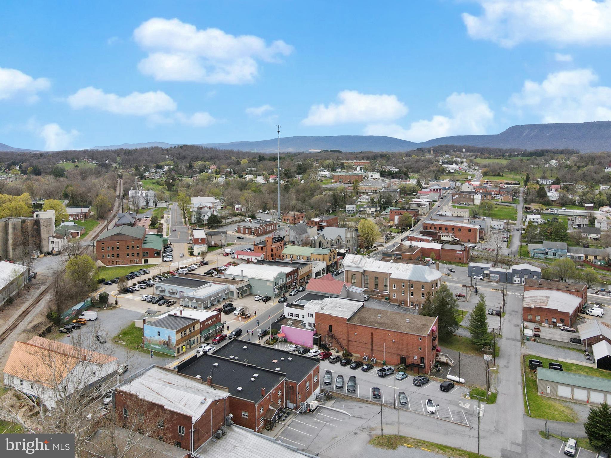 LURAY LANDING - Residential