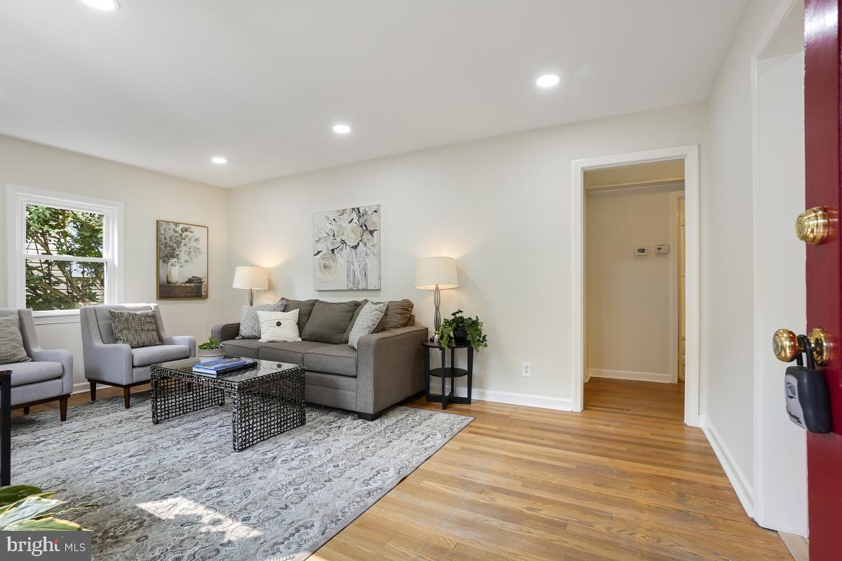 TAKOMA PARK - Residential