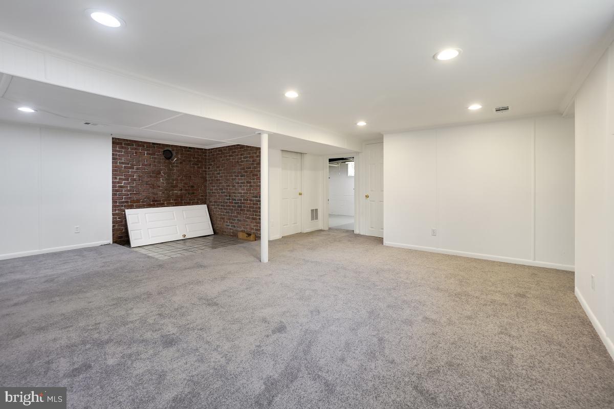 TAKOMA PARK - Residential