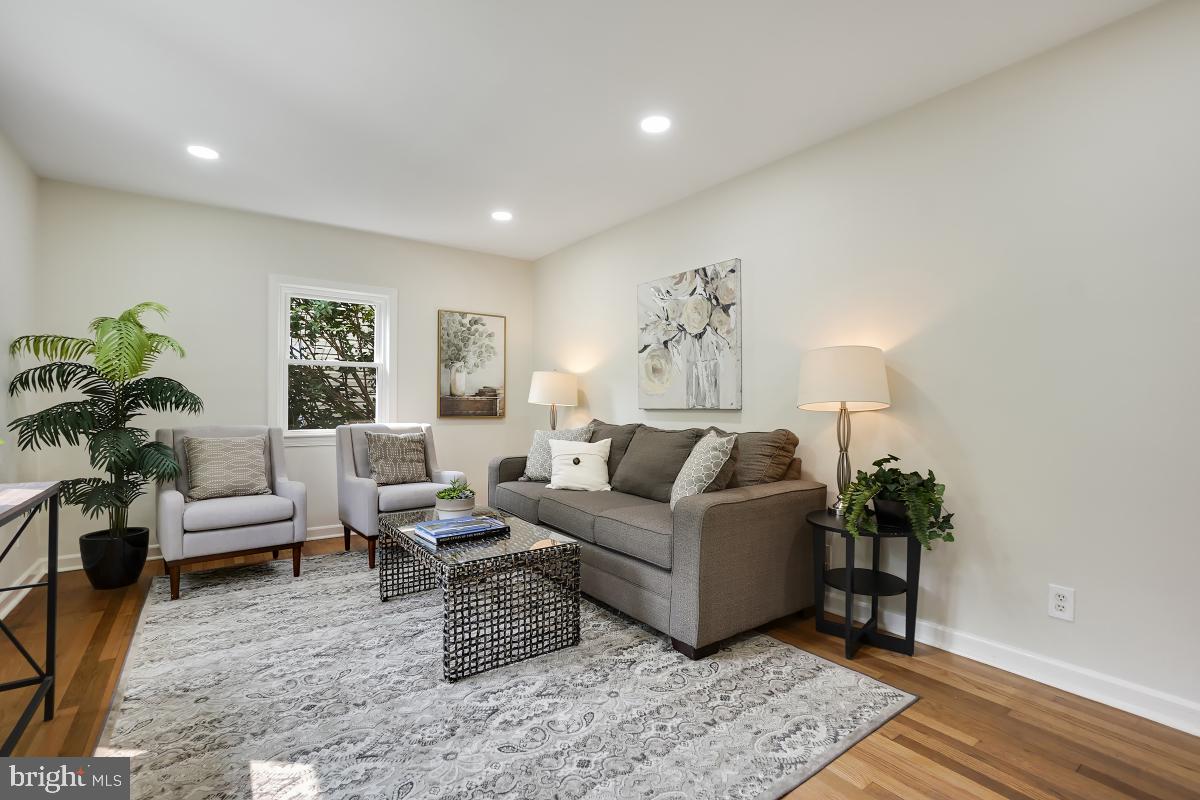 TAKOMA PARK - Residential