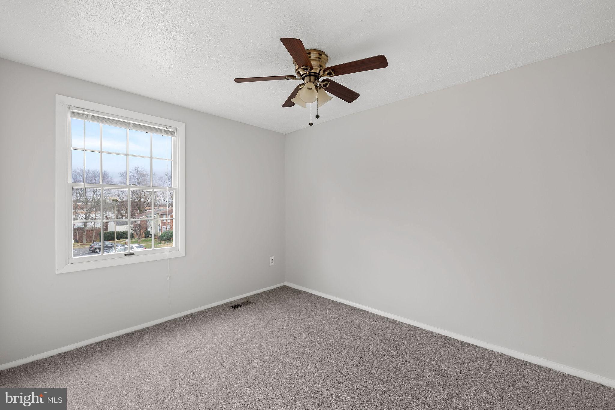 WESTHAMPTON TOWNHOUSES P - Residential