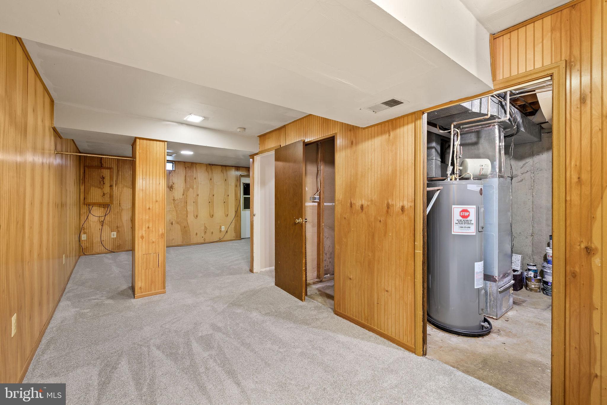 WESTHAMPTON TOWNHOUSES P - Residential