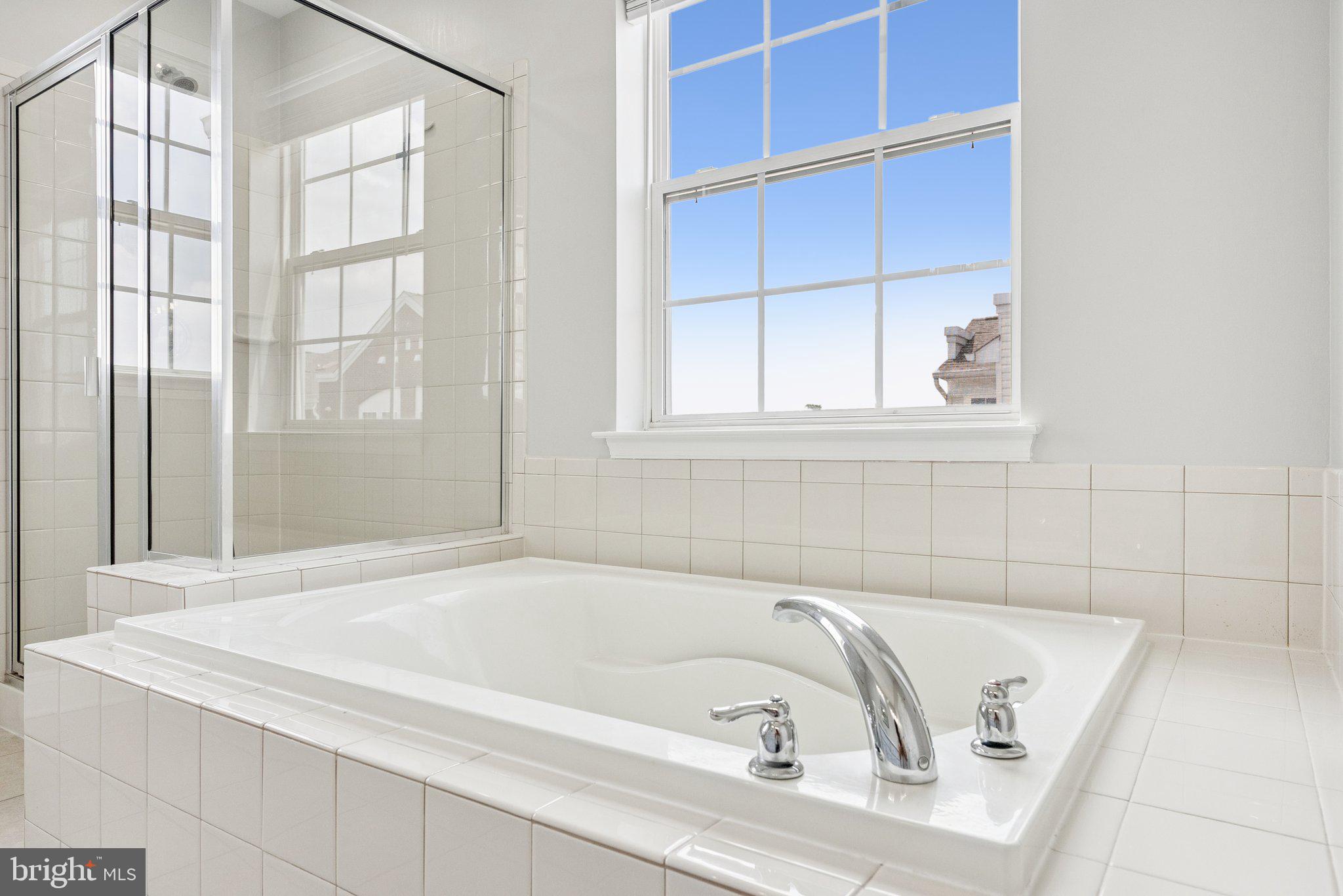 THE GATHERINGS - Residential