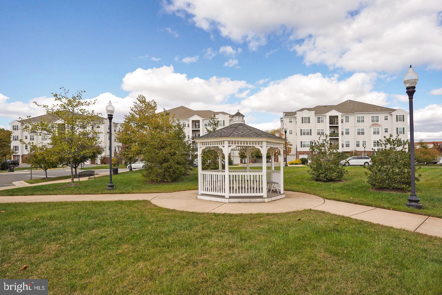 THE GATHERINGS - Residential