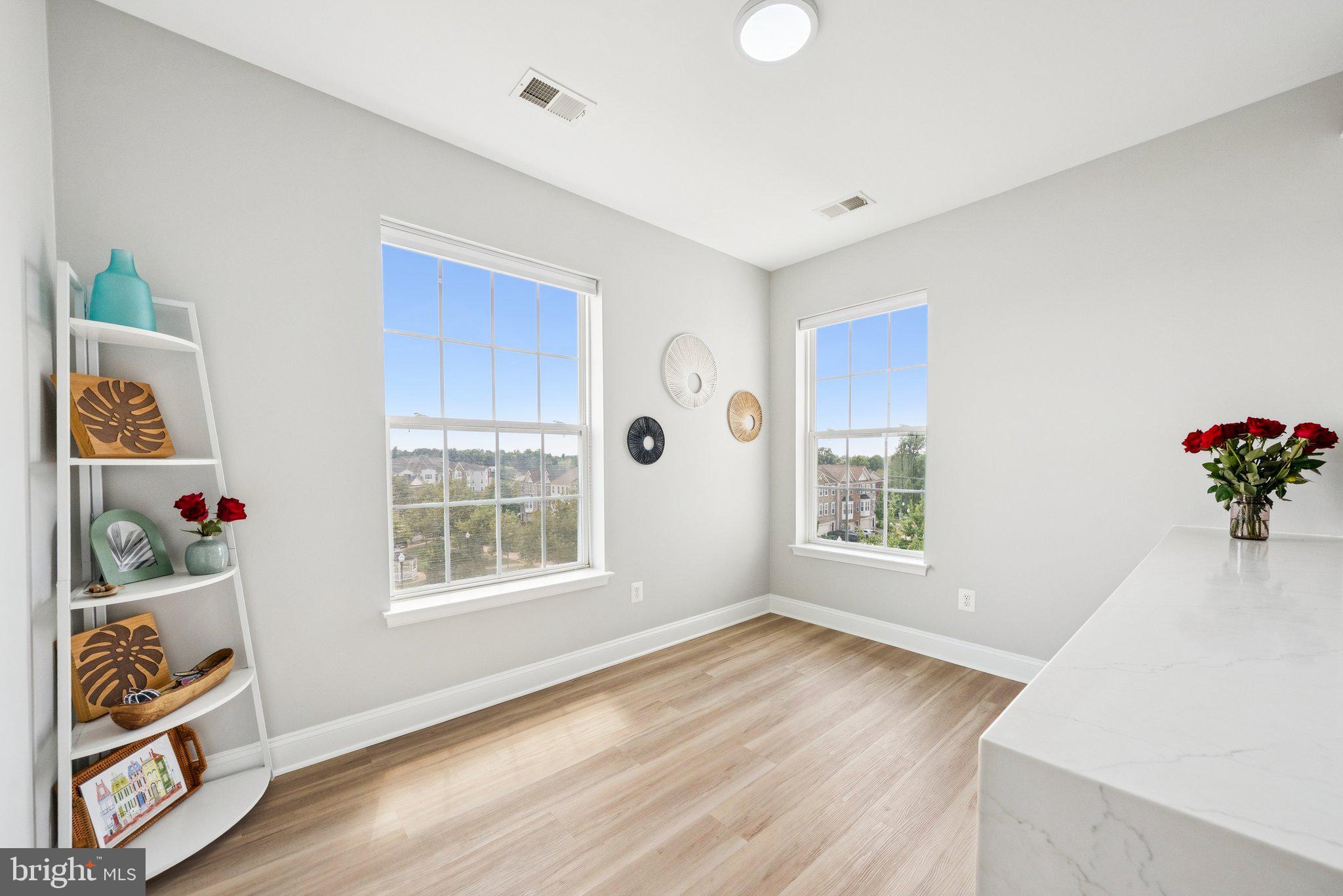 THE GATHERINGS - Residential