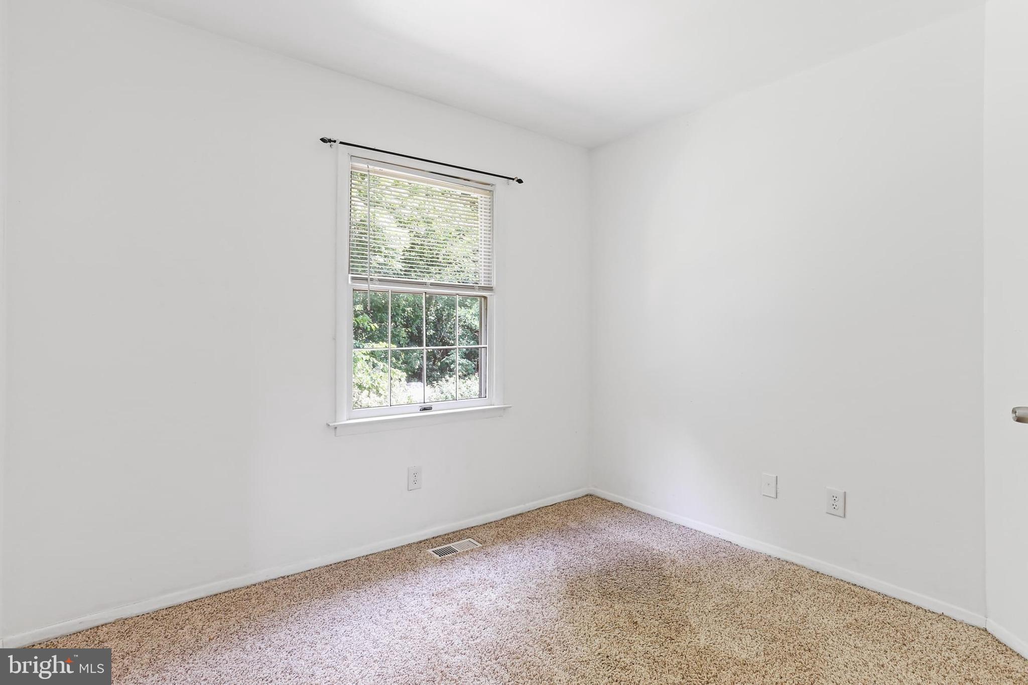 CHIPPENDALE - Residential