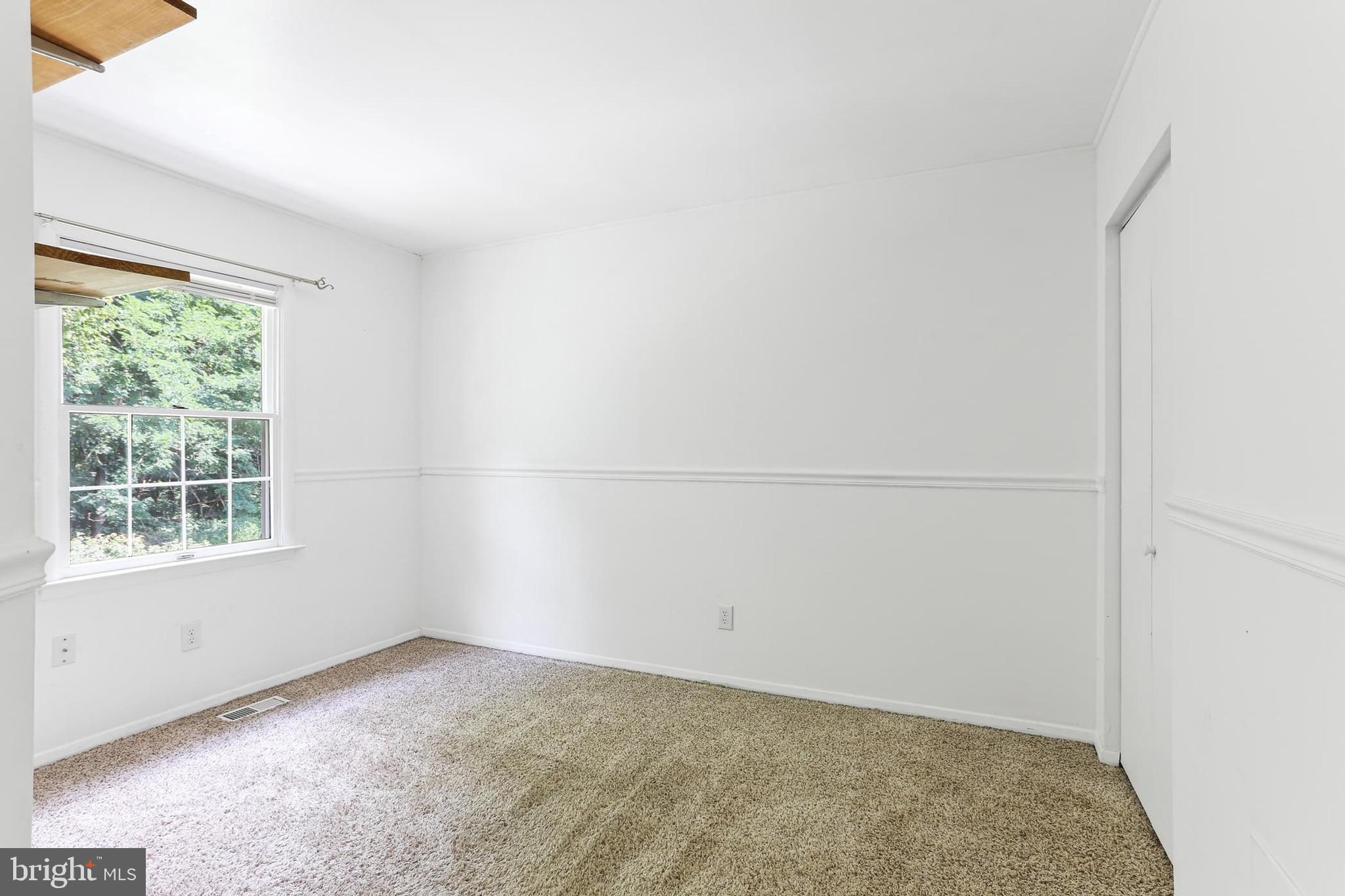 CHIPPENDALE - Residential