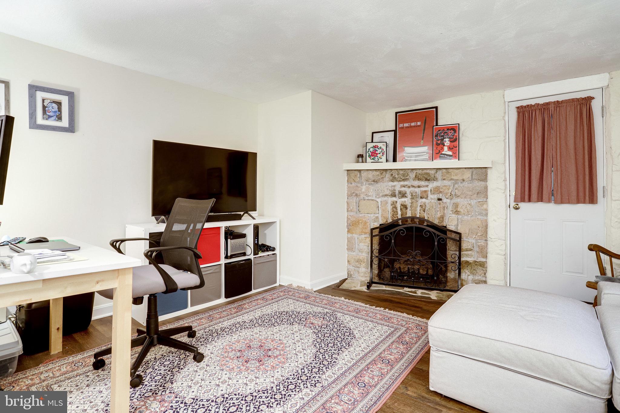 LEE BOULEVARD HEIGHTS - Residential Lease