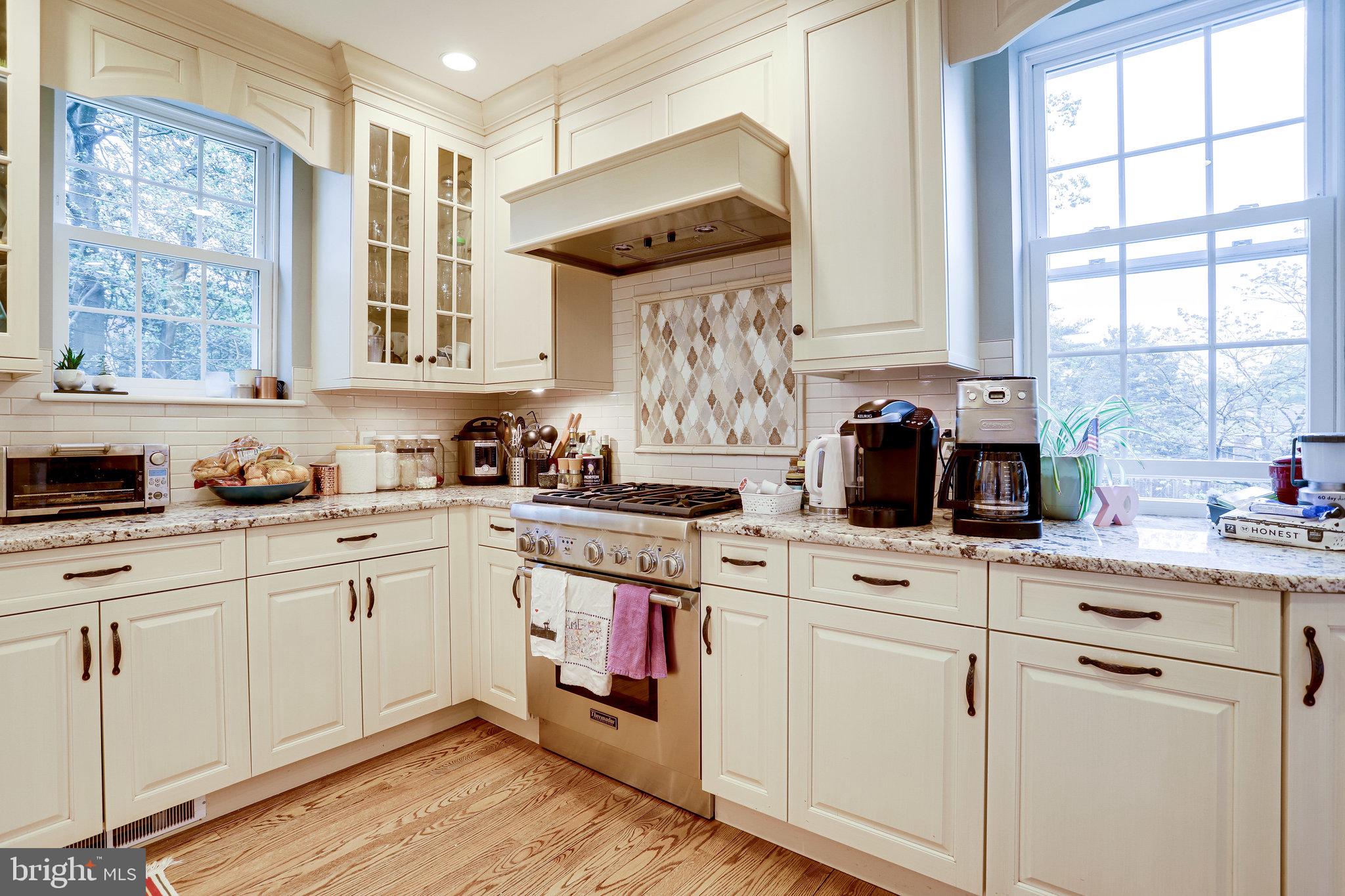 LEE BOULEVARD HEIGHTS - Residential Lease