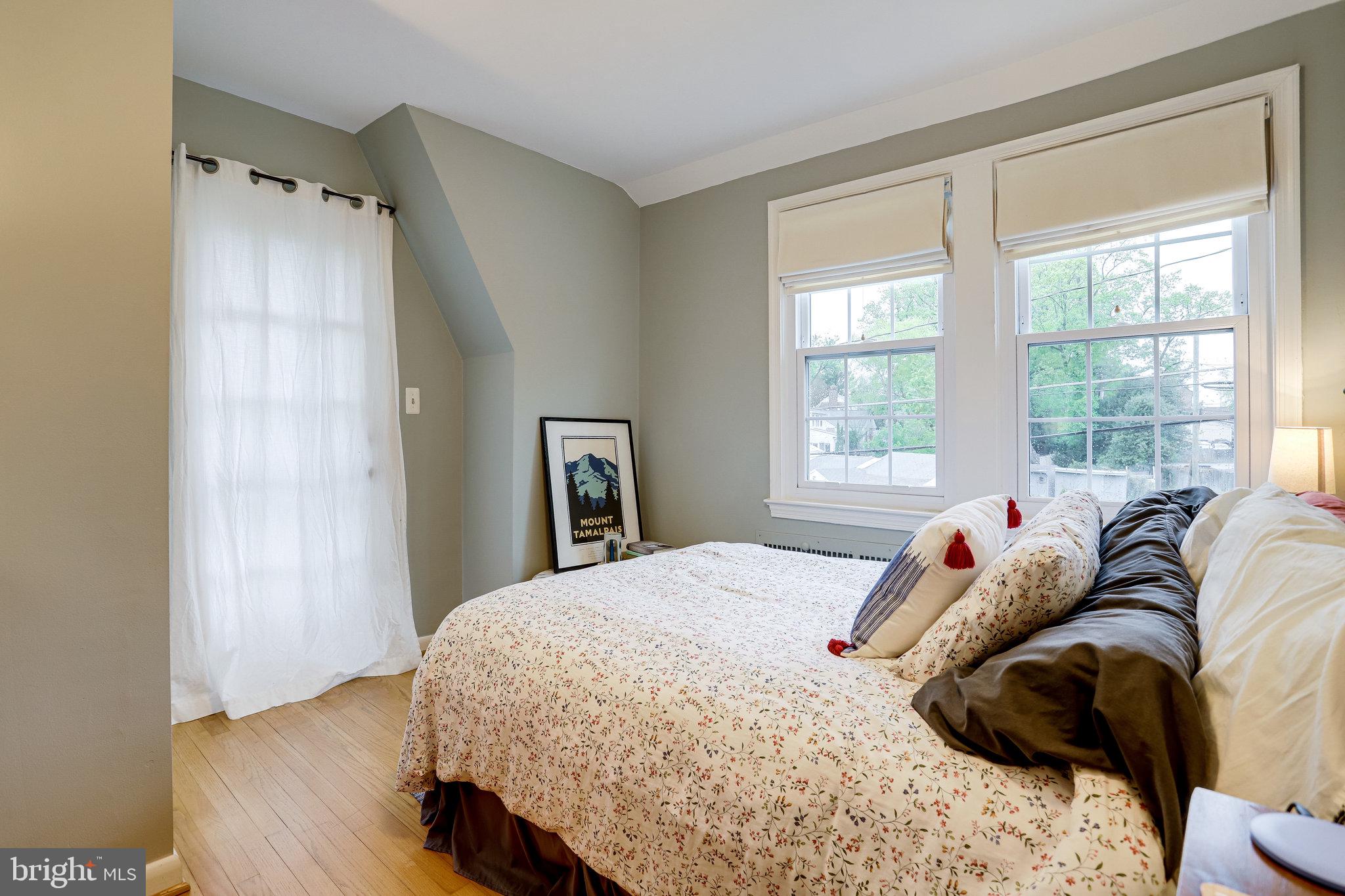 LEE BOULEVARD HEIGHTS - Residential Lease