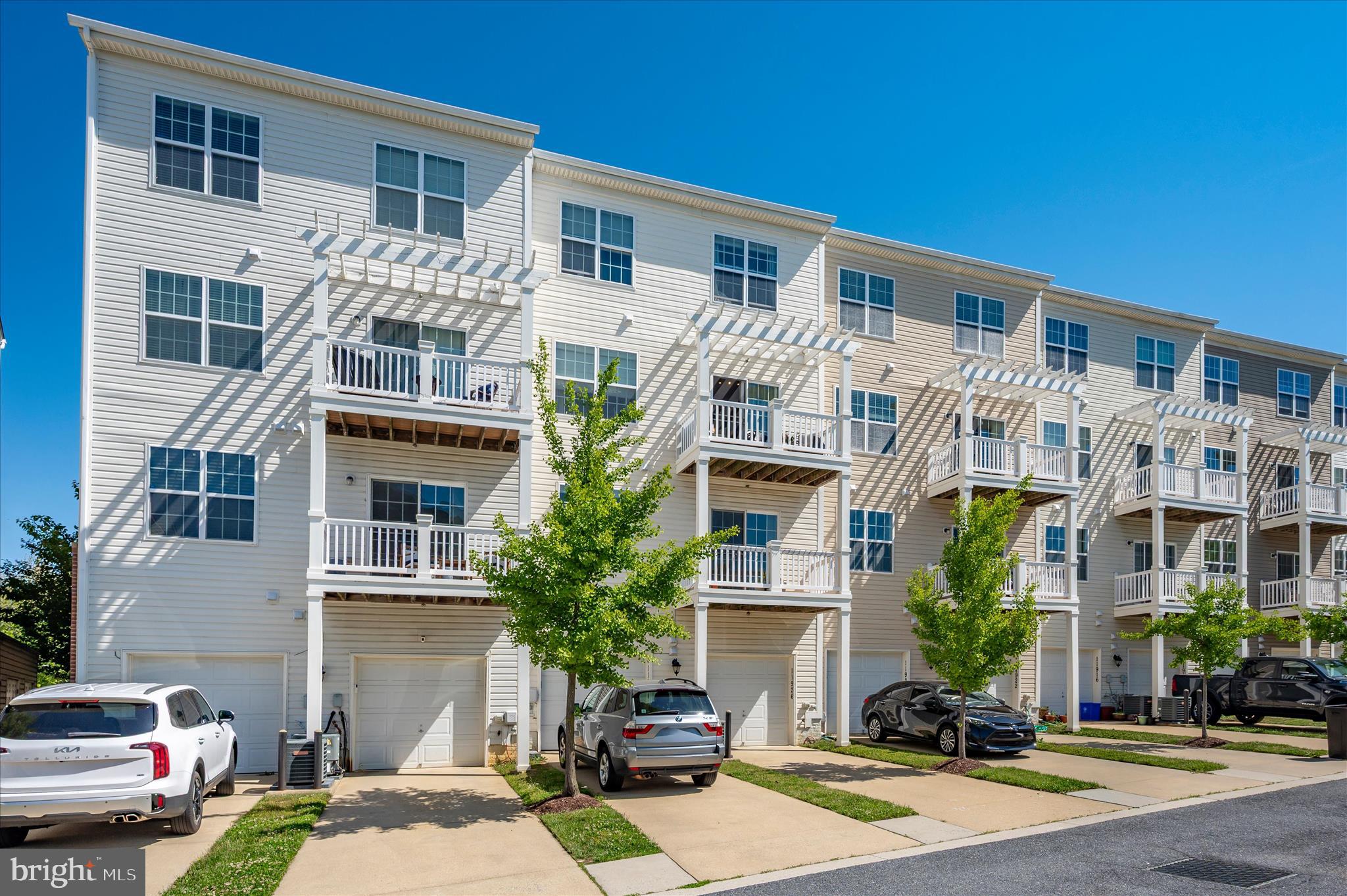 ARORA HILLS - Residential