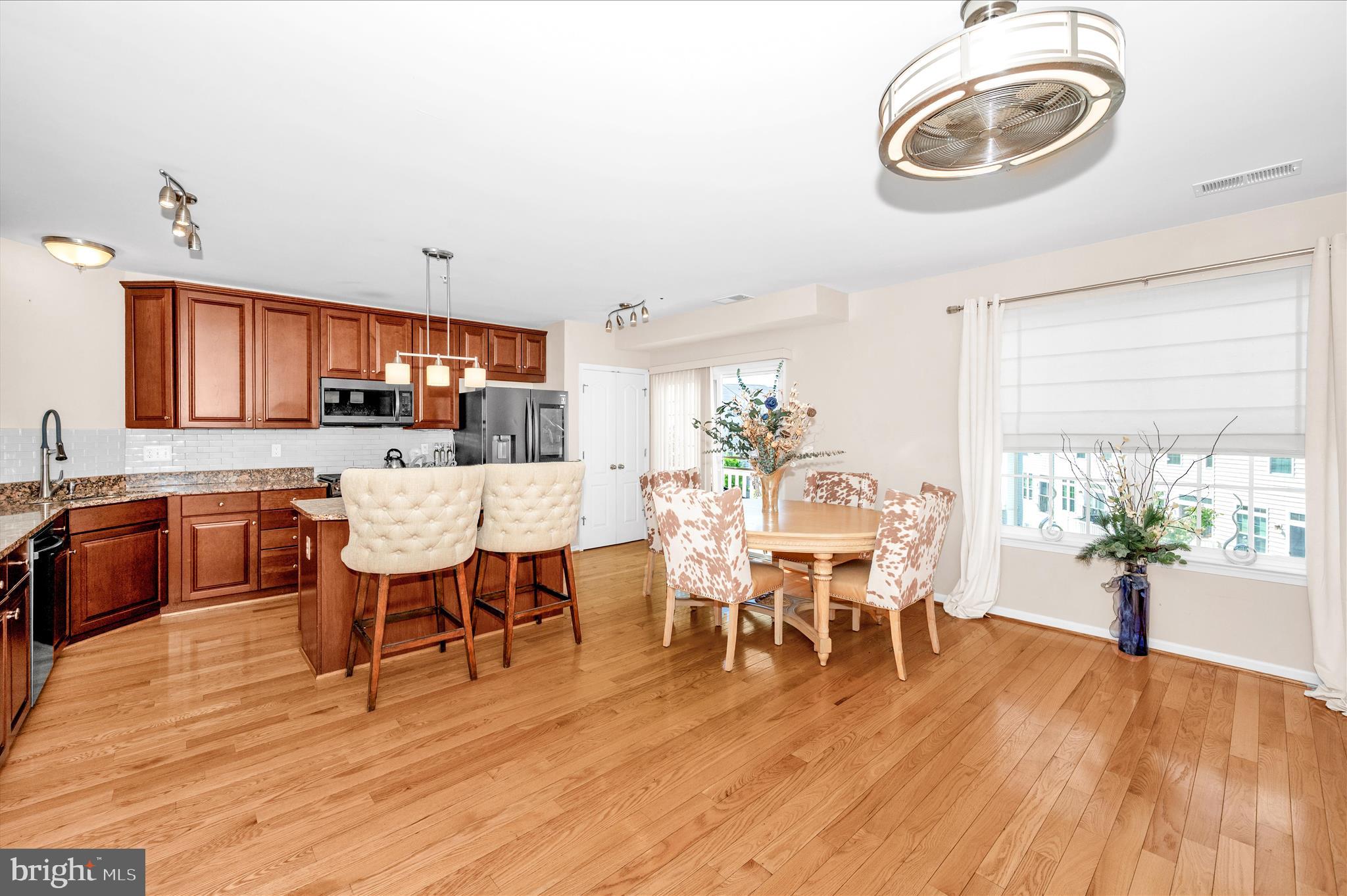 ARORA HILLS - Residential