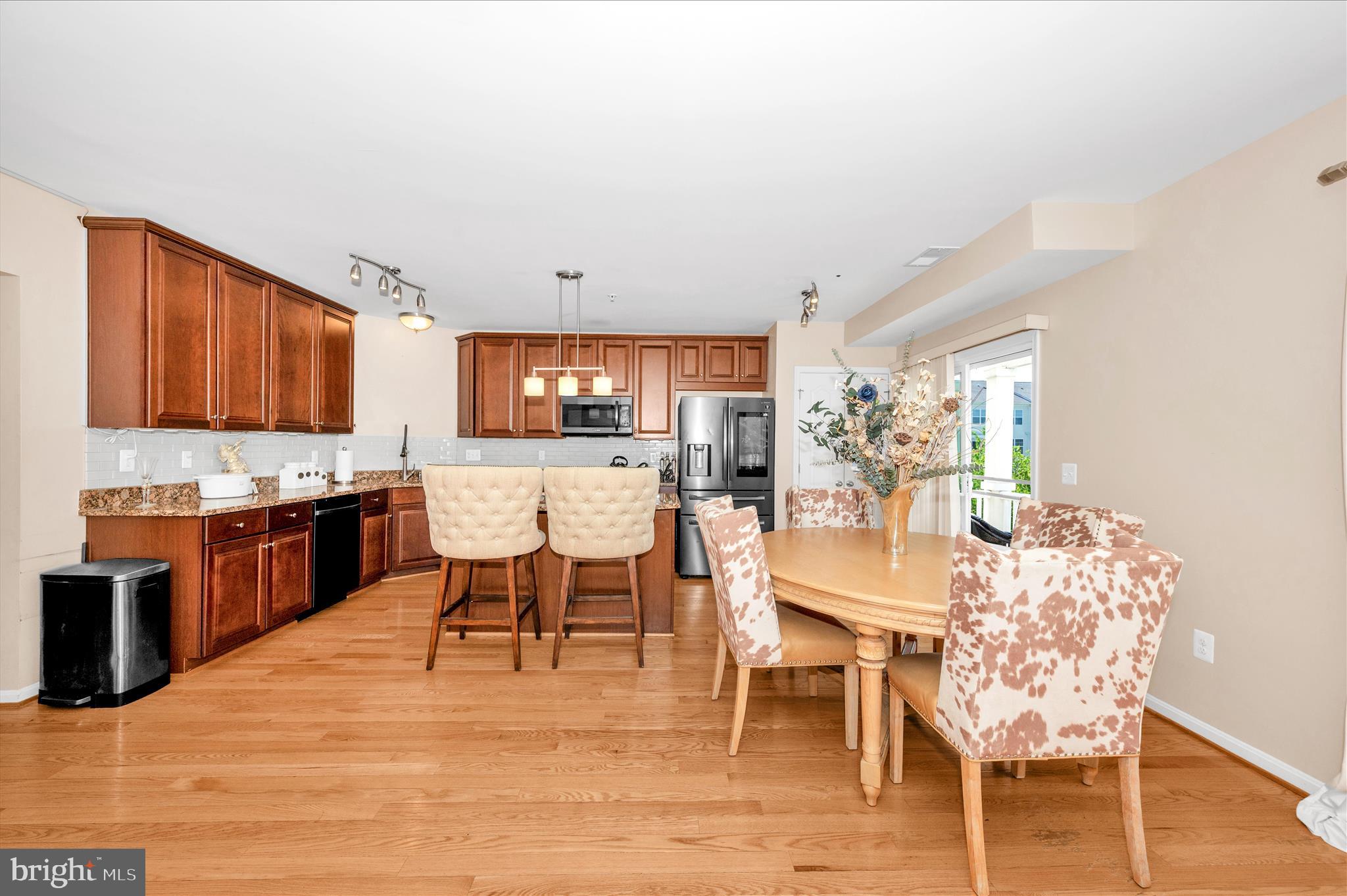 ARORA HILLS - Residential