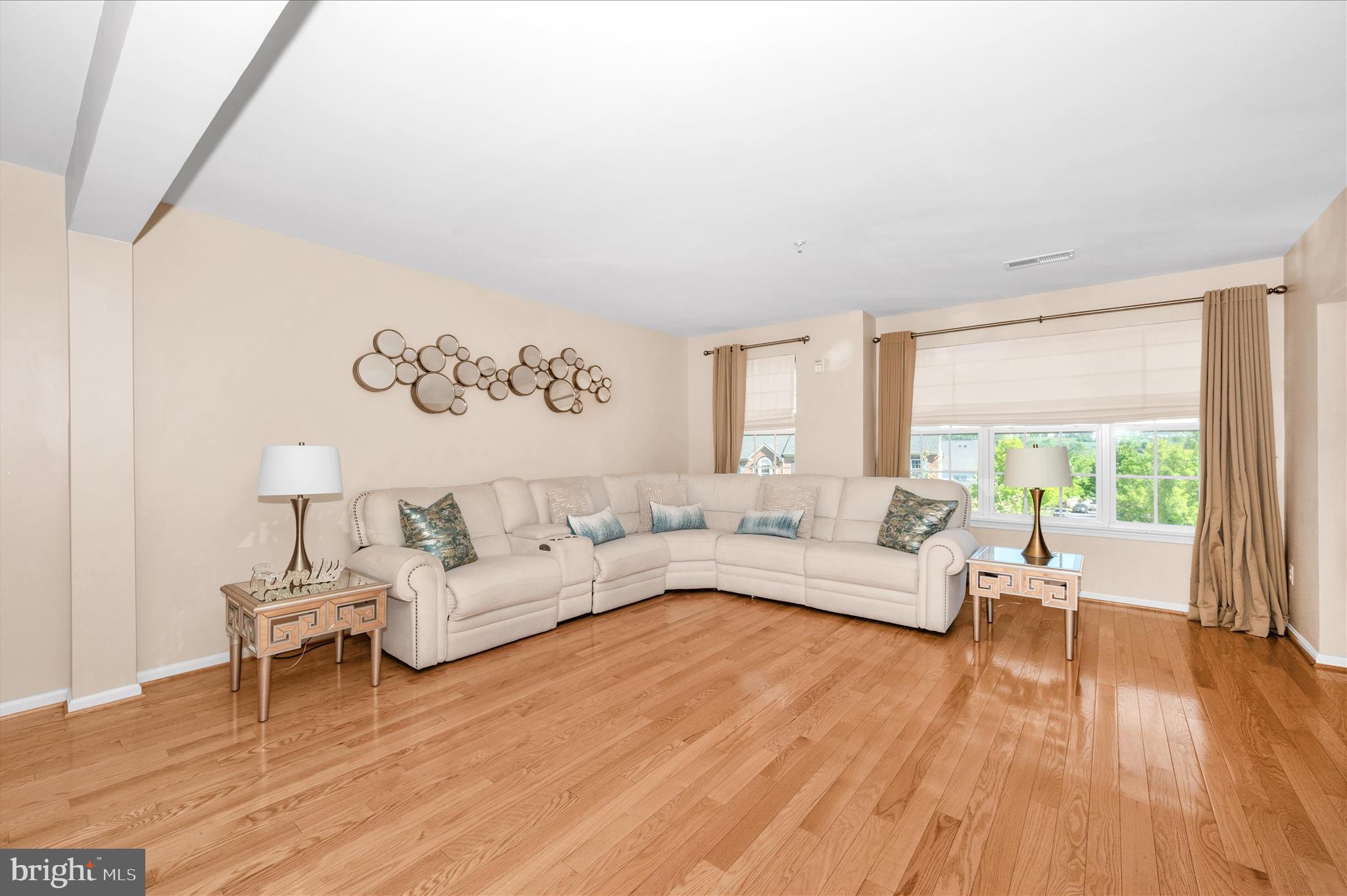 ARORA HILLS - Residential