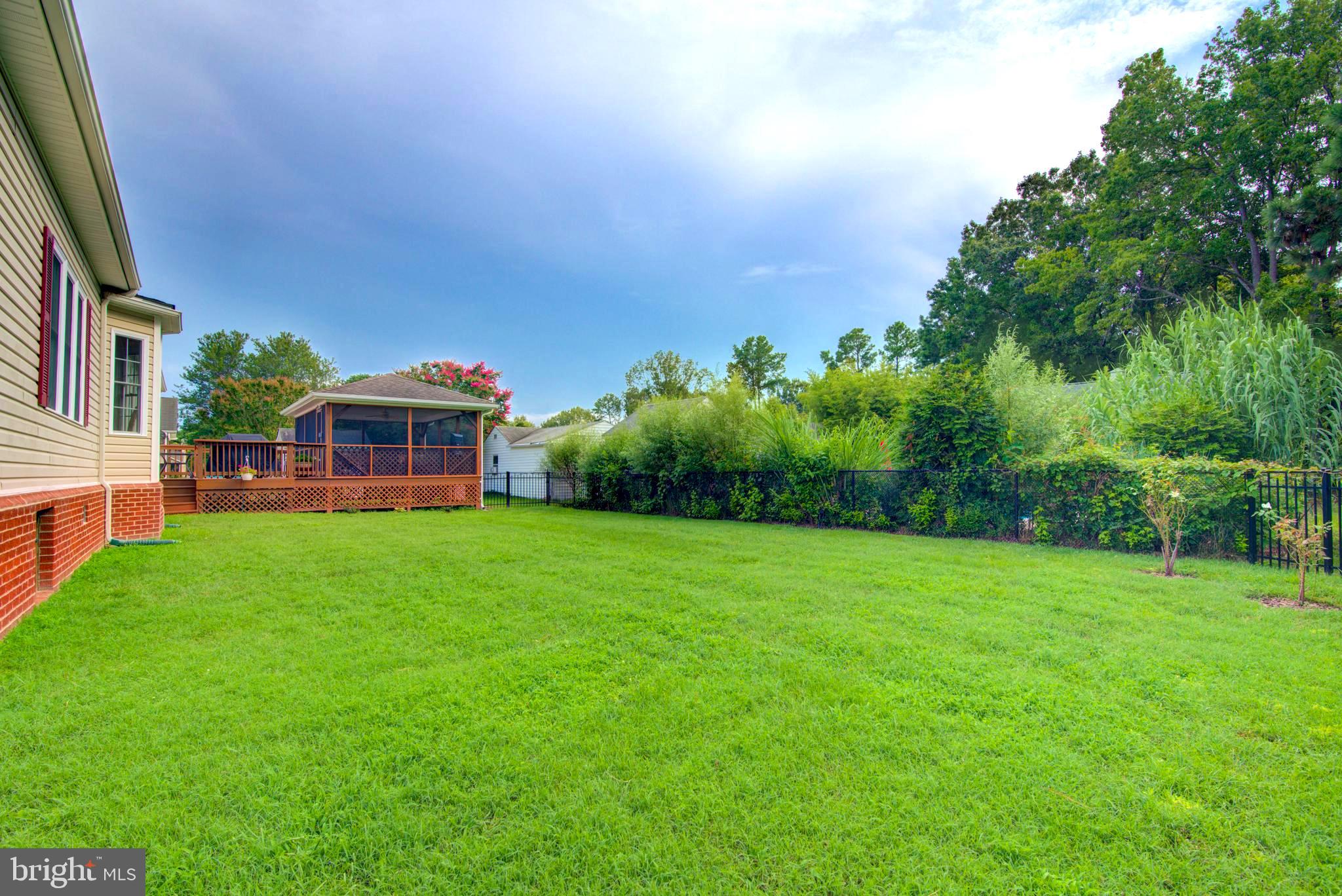 RIVERSIDE MEADOWS - Residential