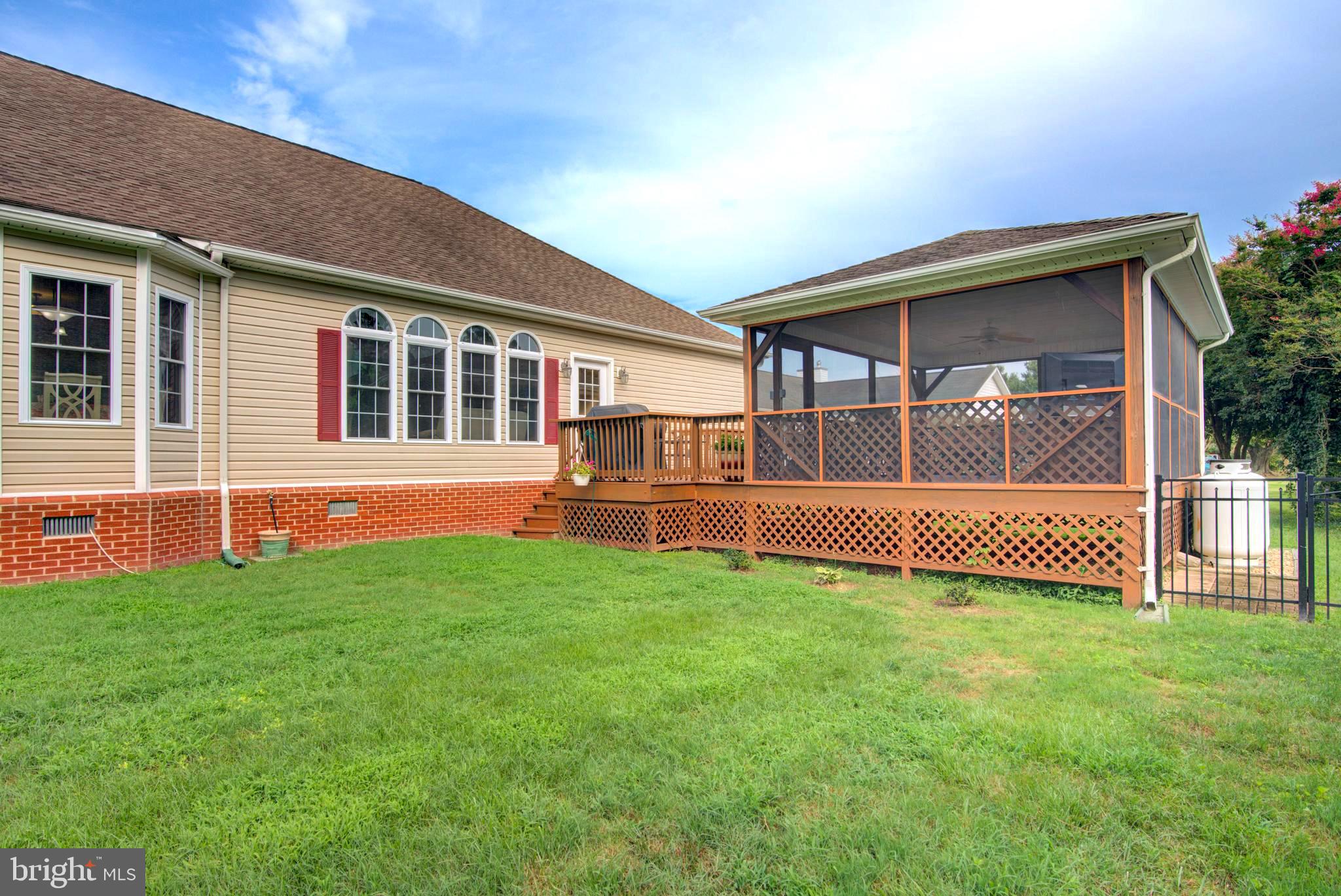 RIVERSIDE MEADOWS - Residential