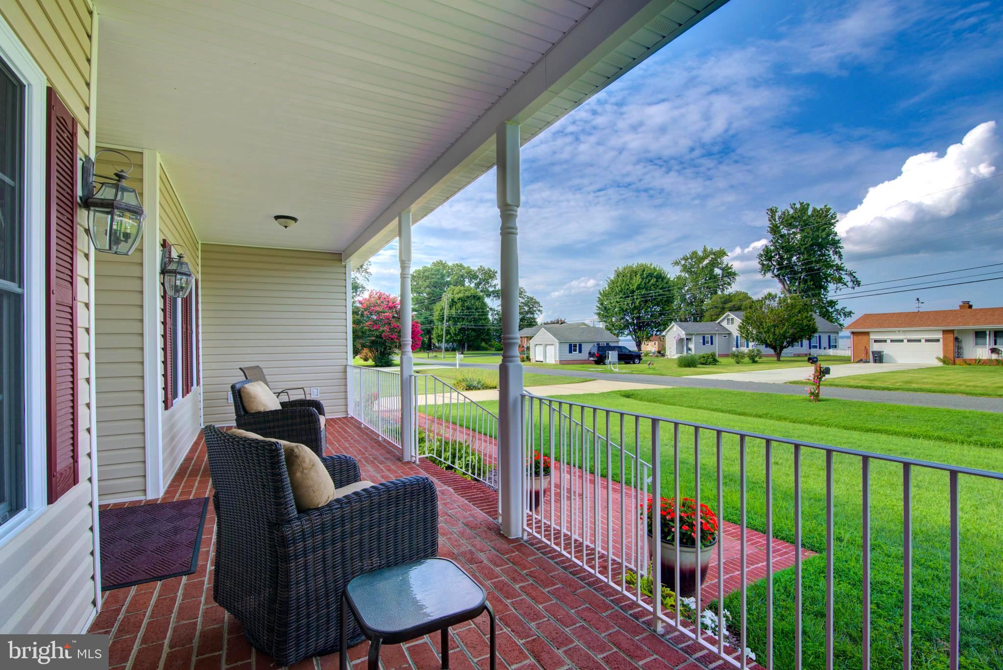 RIVERSIDE MEADOWS - Residential