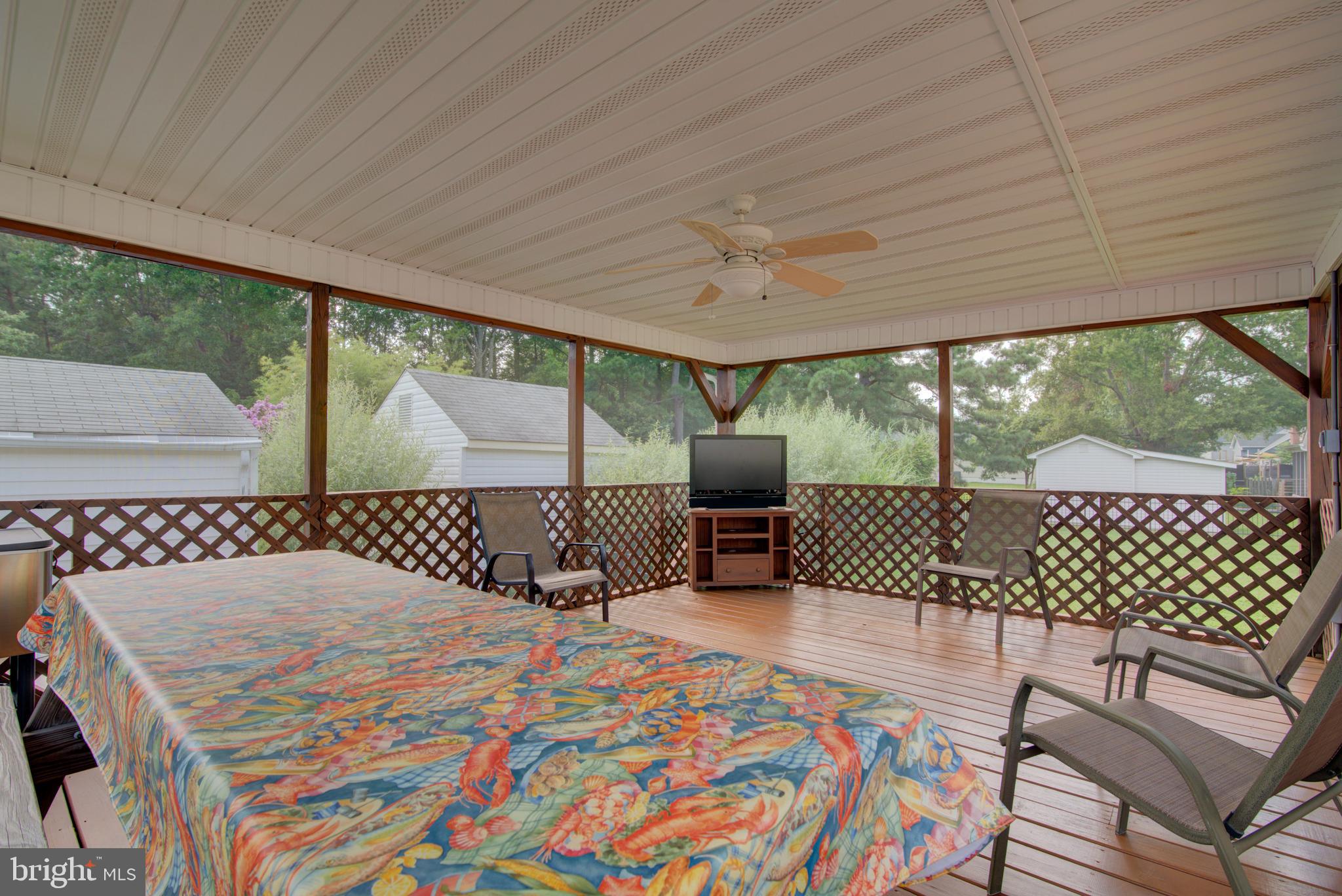 RIVERSIDE MEADOWS - Residential