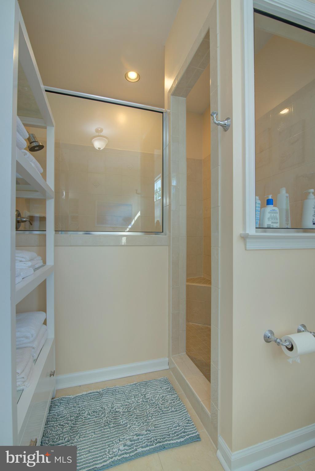 RIVERSIDE MEADOWS - Residential