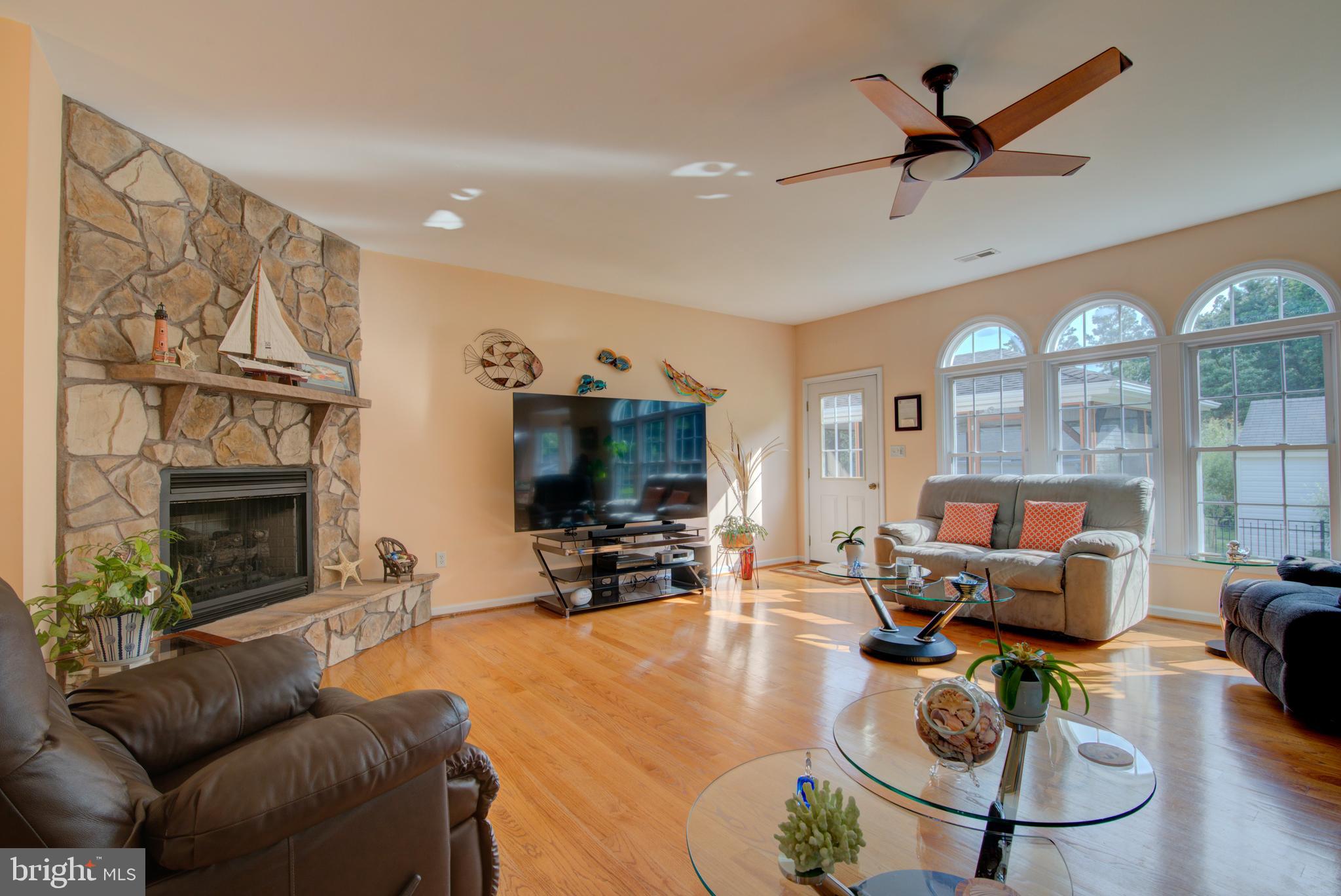 RIVERSIDE MEADOWS - Residential