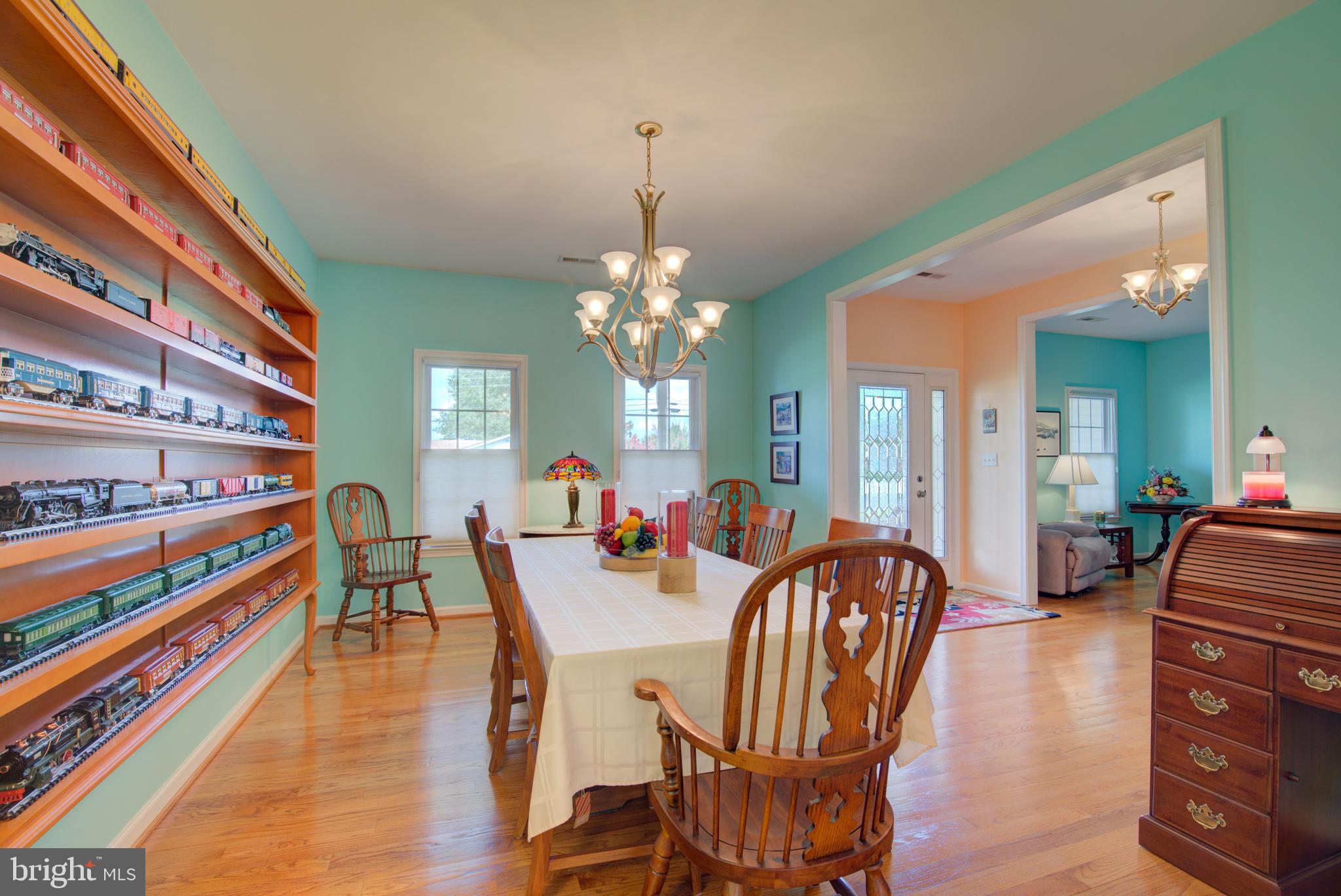 RIVERSIDE MEADOWS - Residential