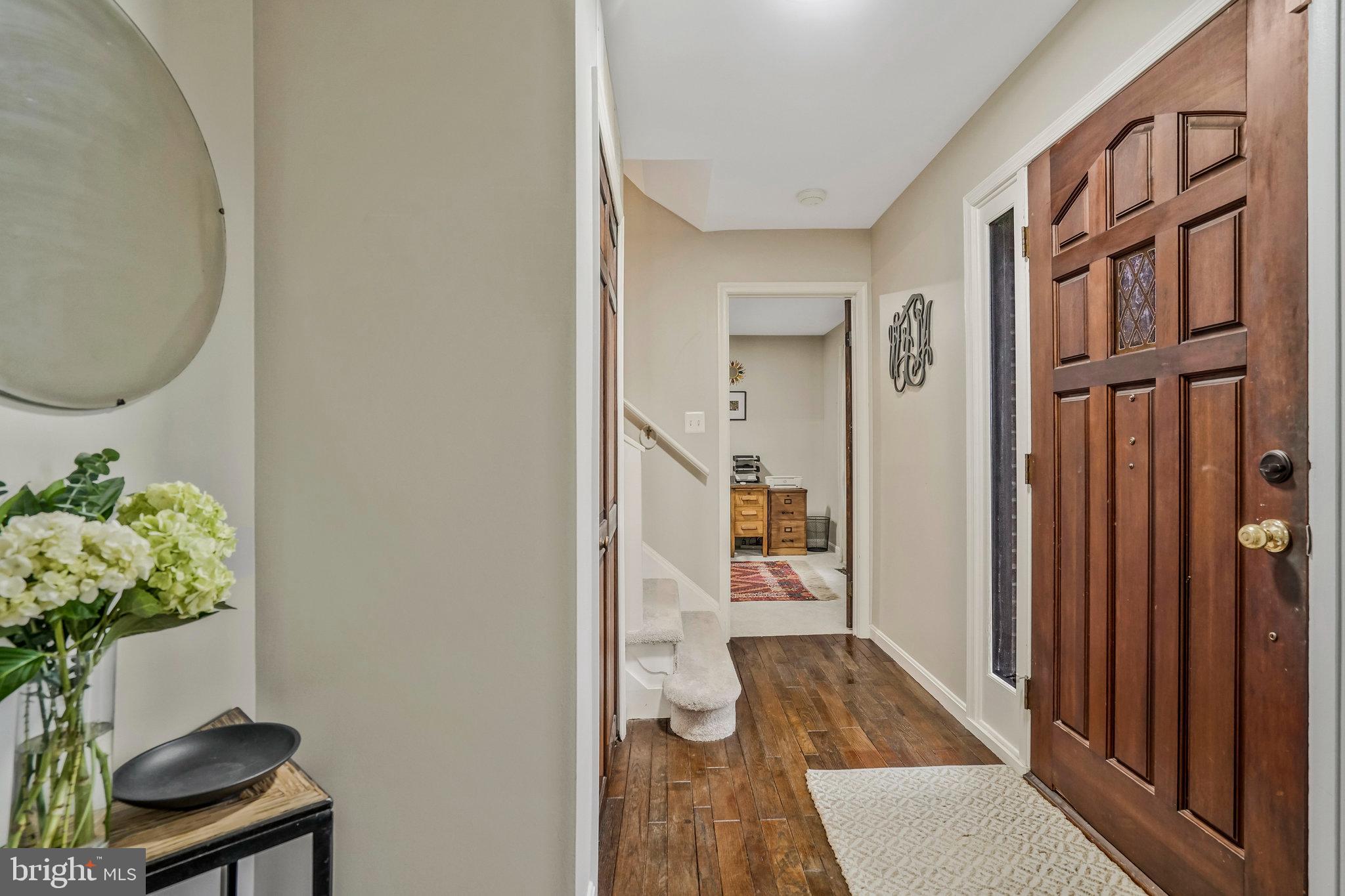 COUNTRY CLUB TERRACE - Residential