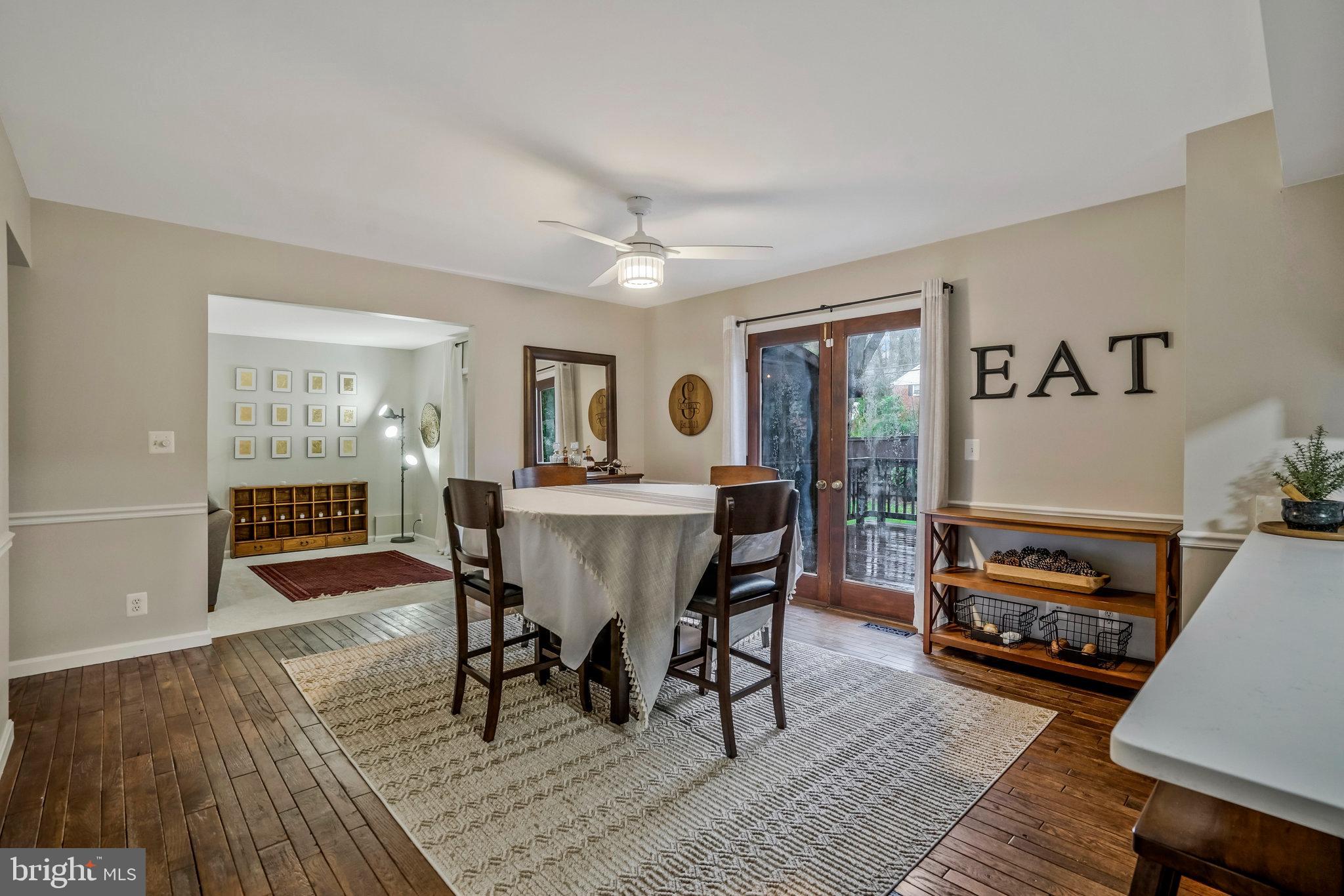 COUNTRY CLUB TERRACE - Residential