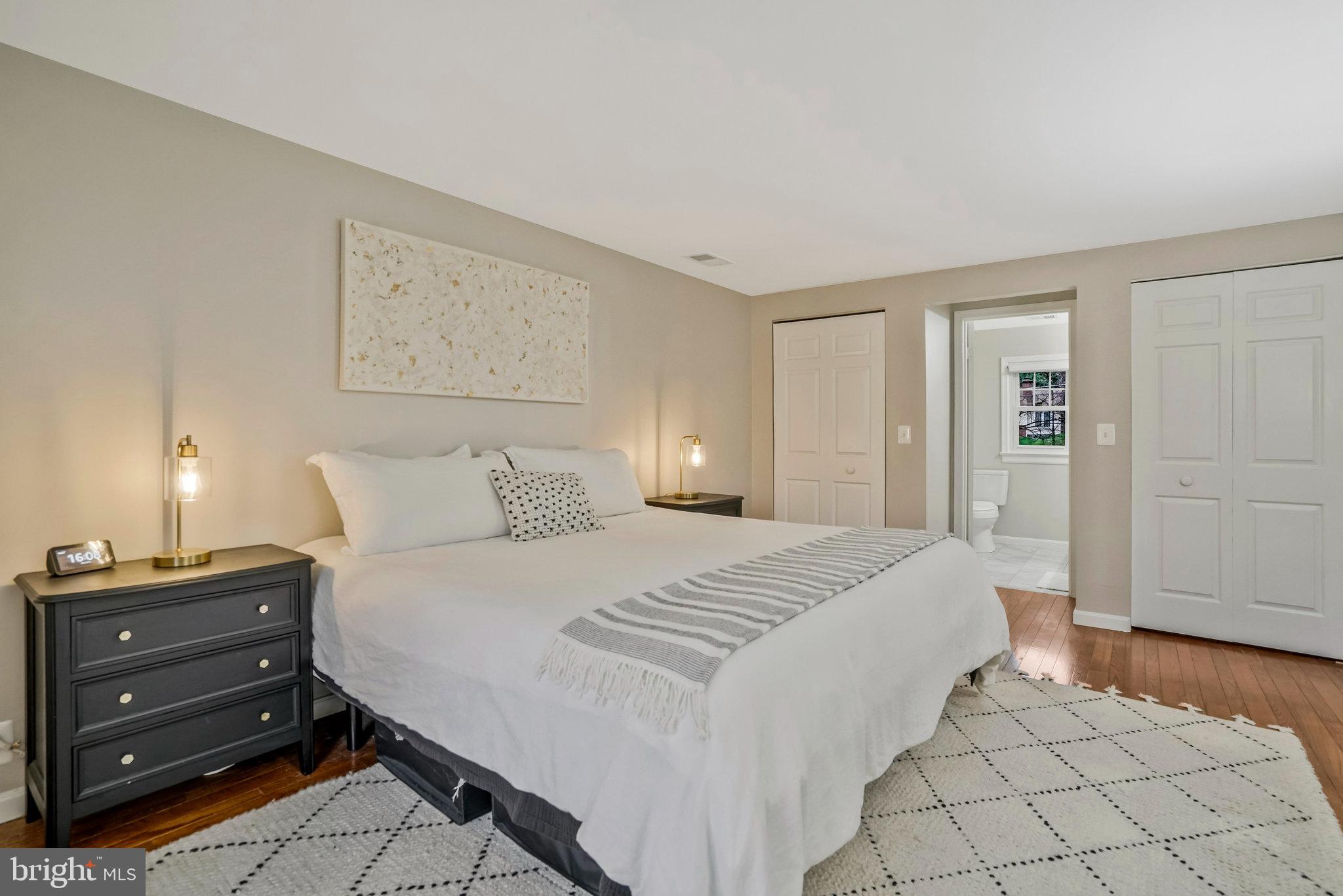 COUNTRY CLUB TERRACE - Residential