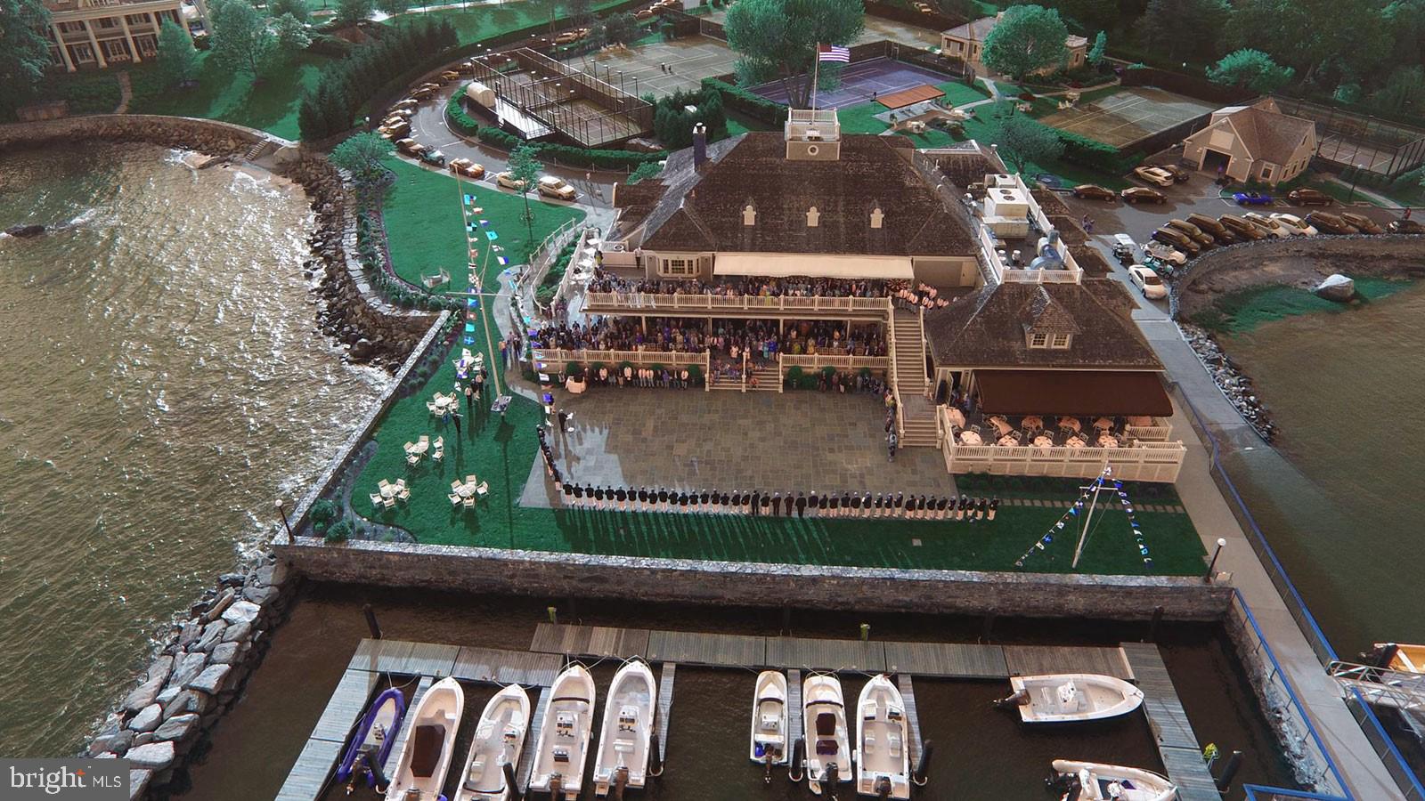 COUNTRY CLUB TERRACE - Residential