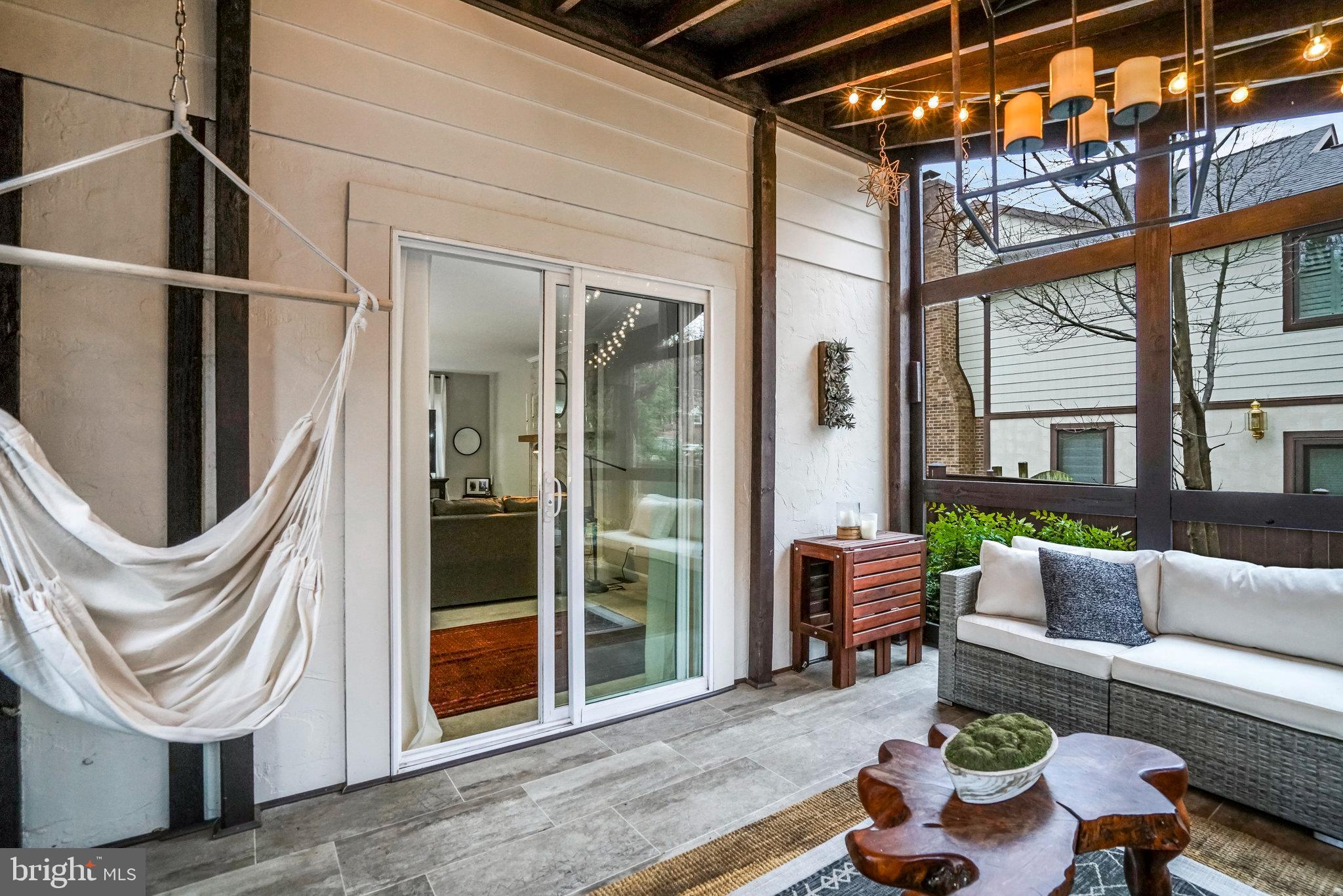 COUNTRY CLUB TERRACE - Residential