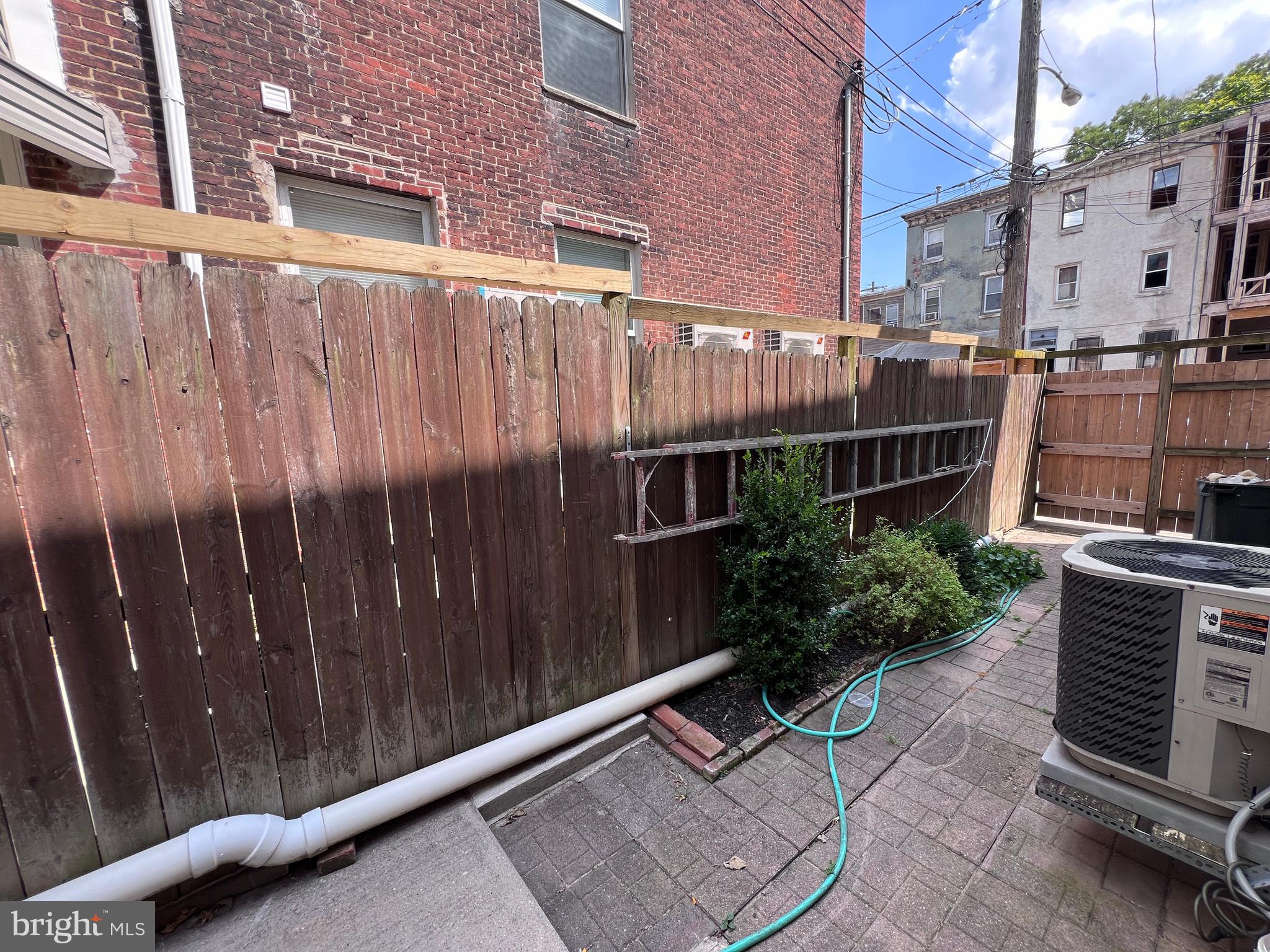 POWELTON VILLAGE - Residential