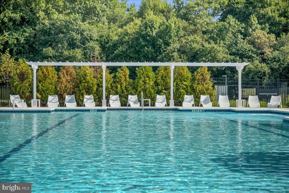 LAKESIDE AT TRAPPE - Residential