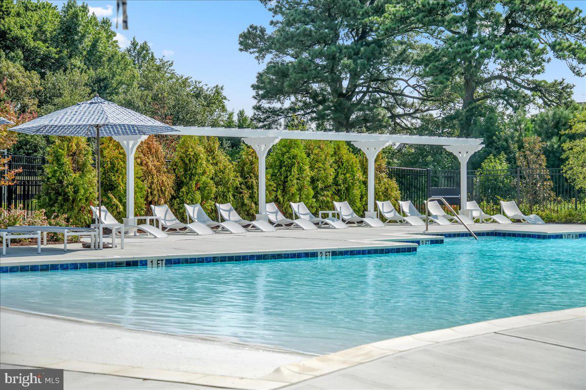 LAKESIDE AT TRAPPE - Residential