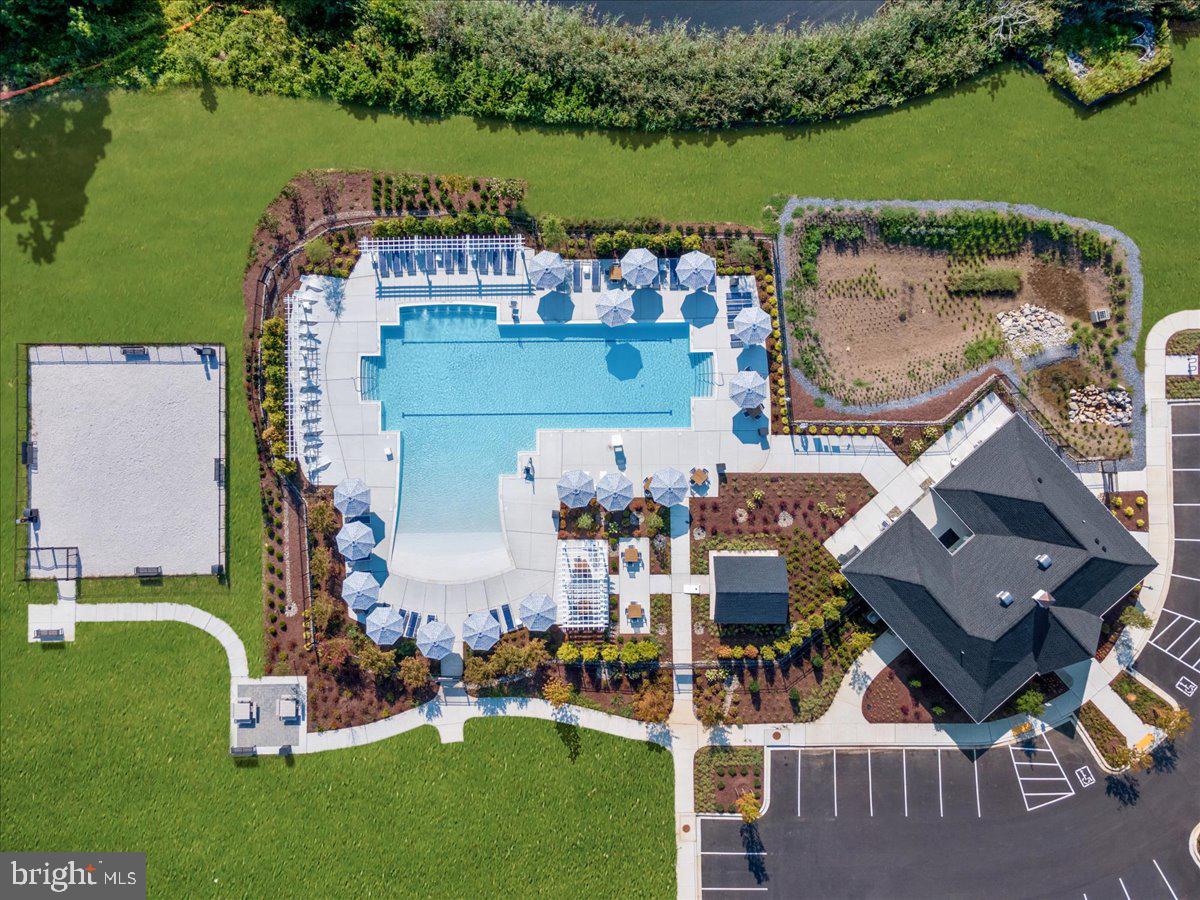 LAKESIDE AT TRAPPE - Residential