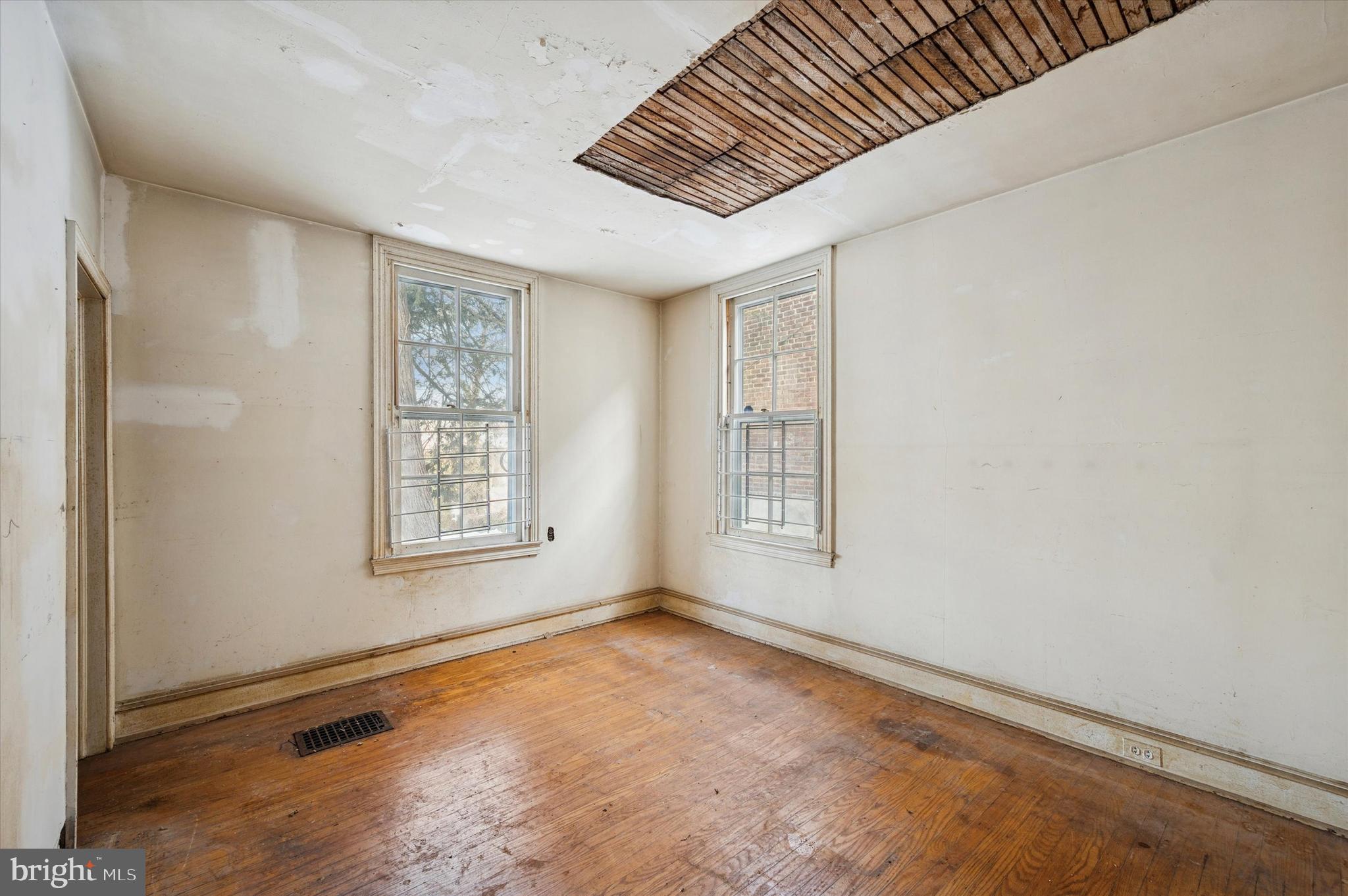 GERMANTOWN - Residential