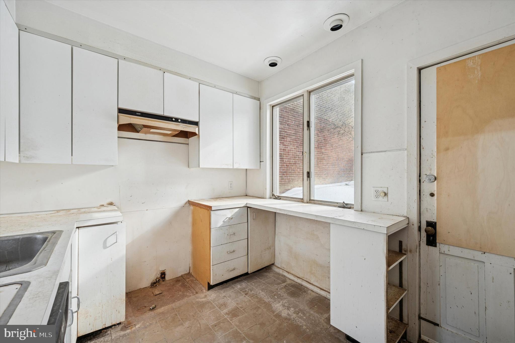 GERMANTOWN - Residential