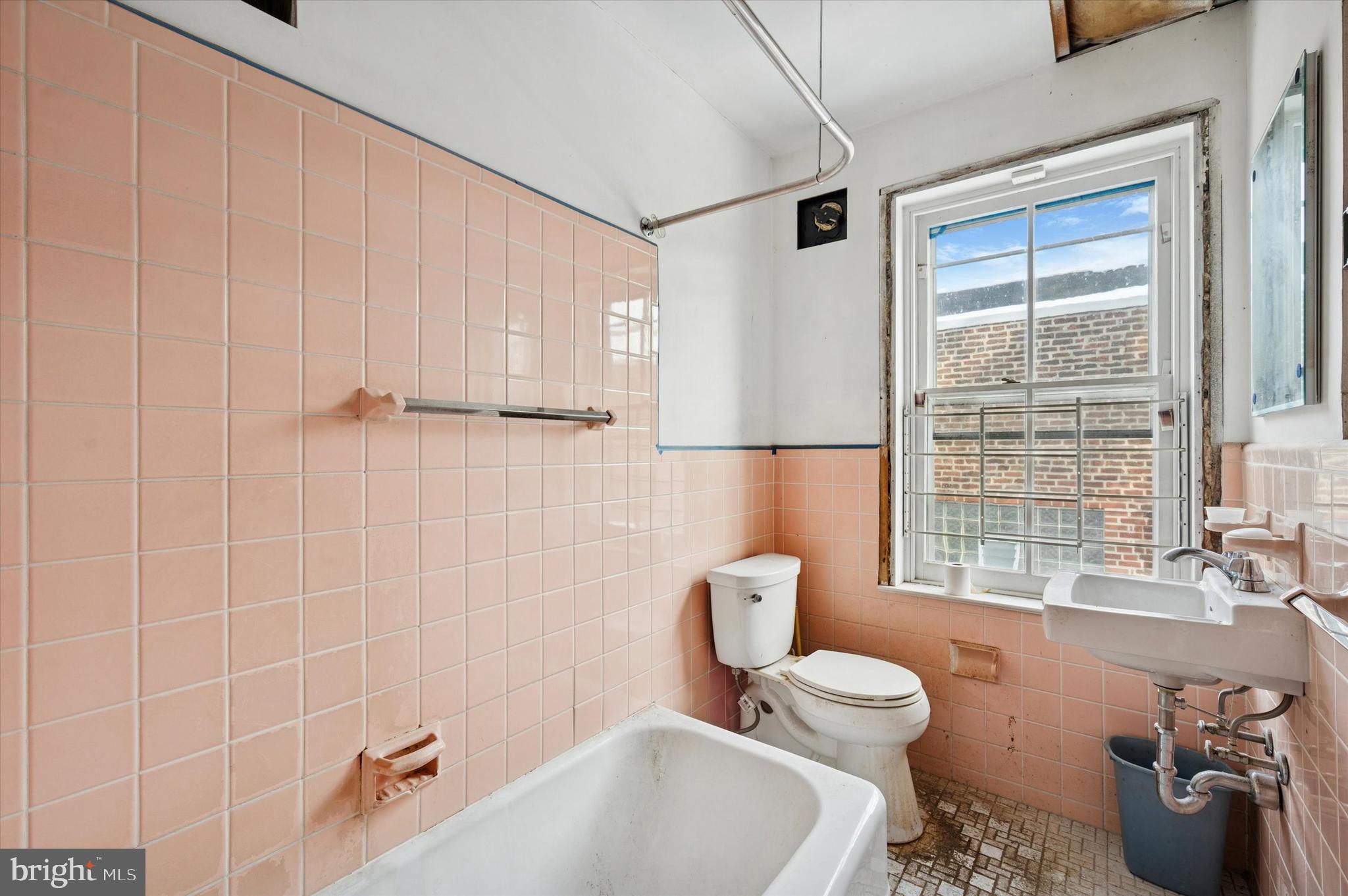 GERMANTOWN - Residential