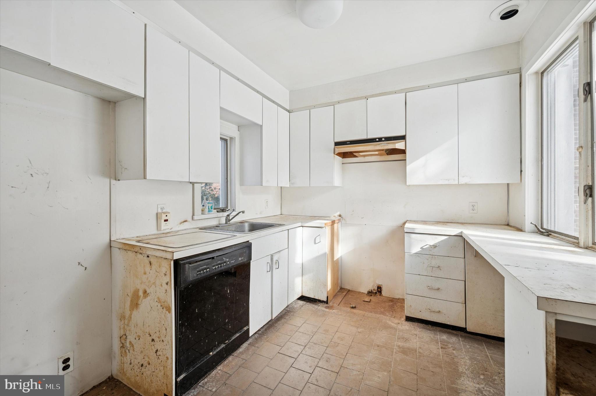 GERMANTOWN - Residential