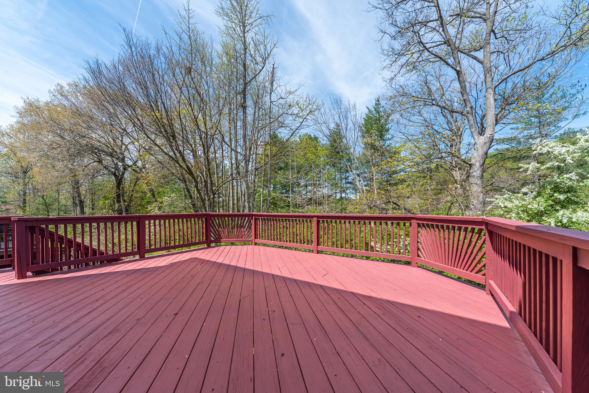 HUNTERS RUN - Residential