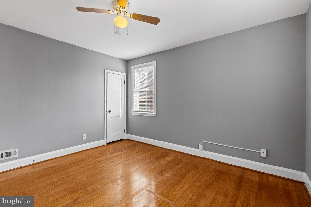 PARKVILLE - Residential