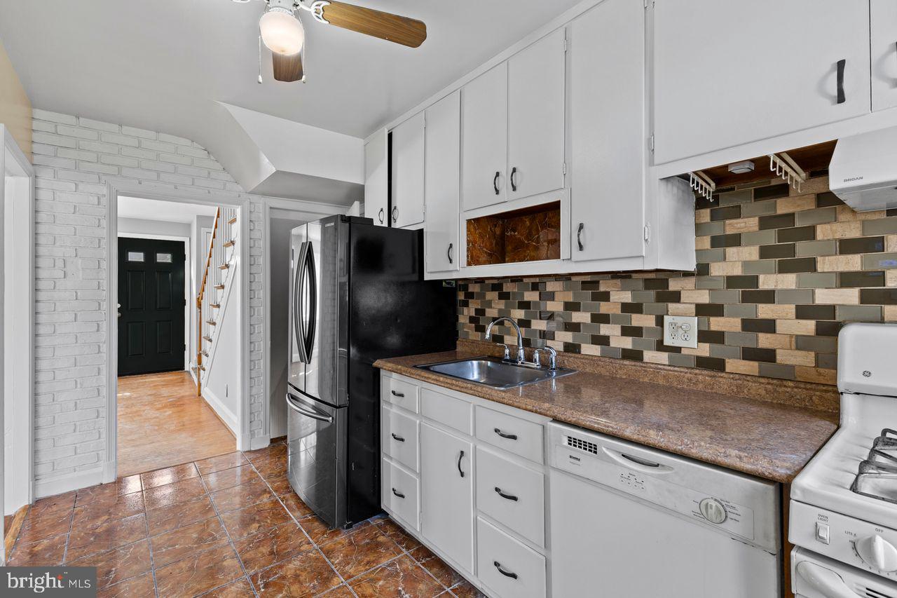 PARKVILLE - Residential